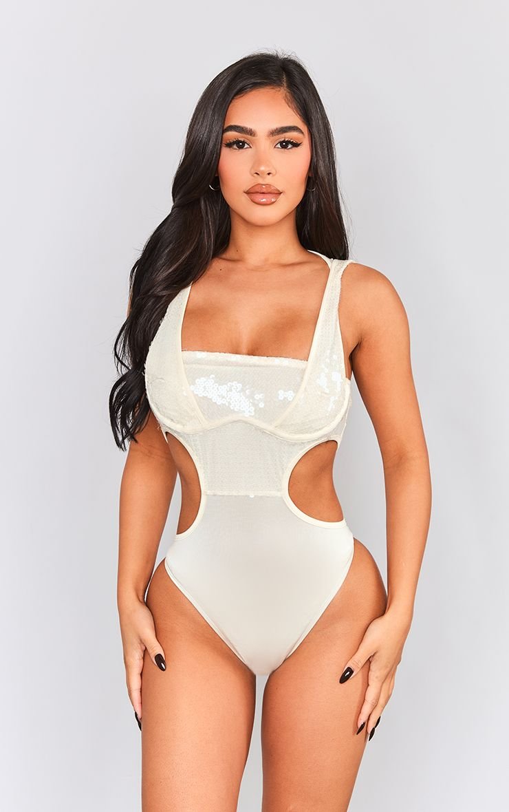 Body b sequins, capuche w découpes
