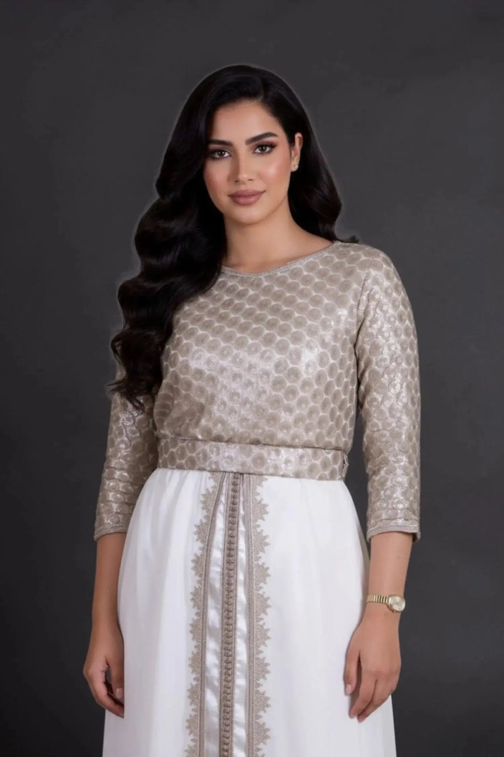Takchita b sequins taupe w mousseline bida mtarza