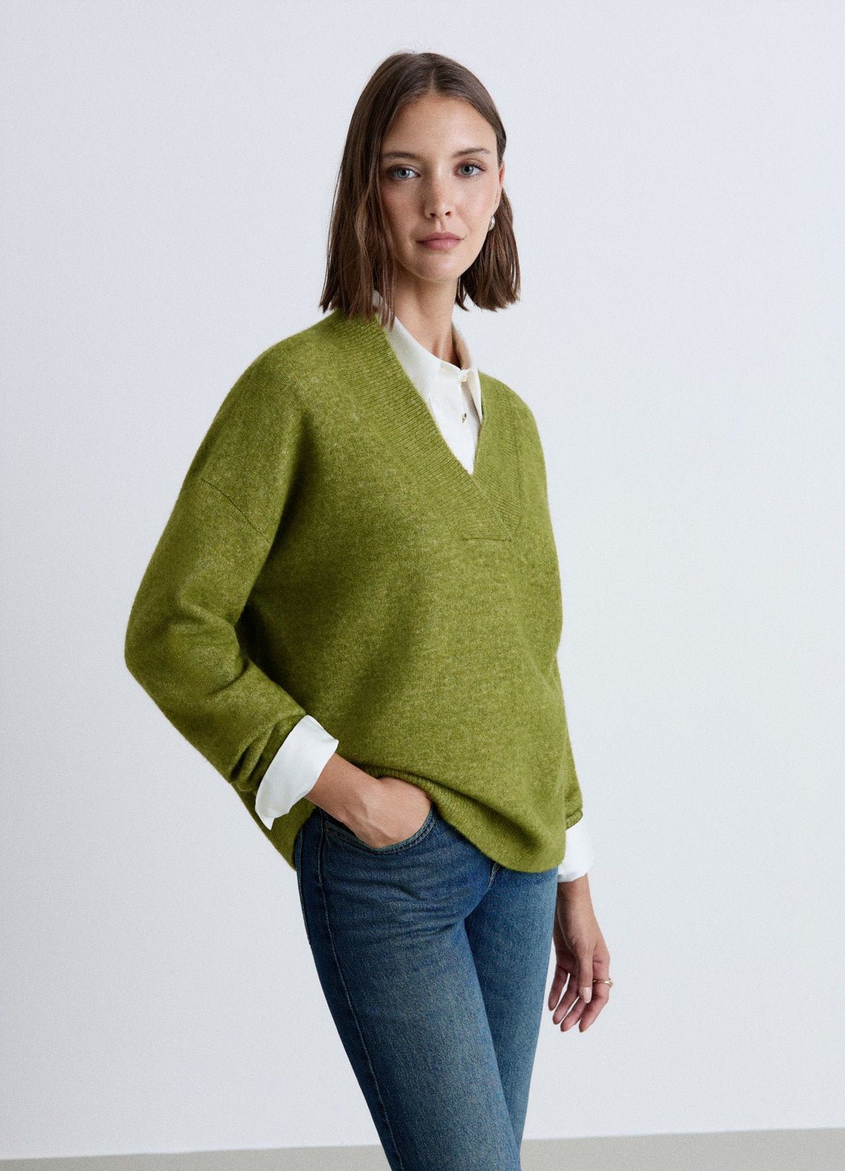 Pull col V épaules tombantes