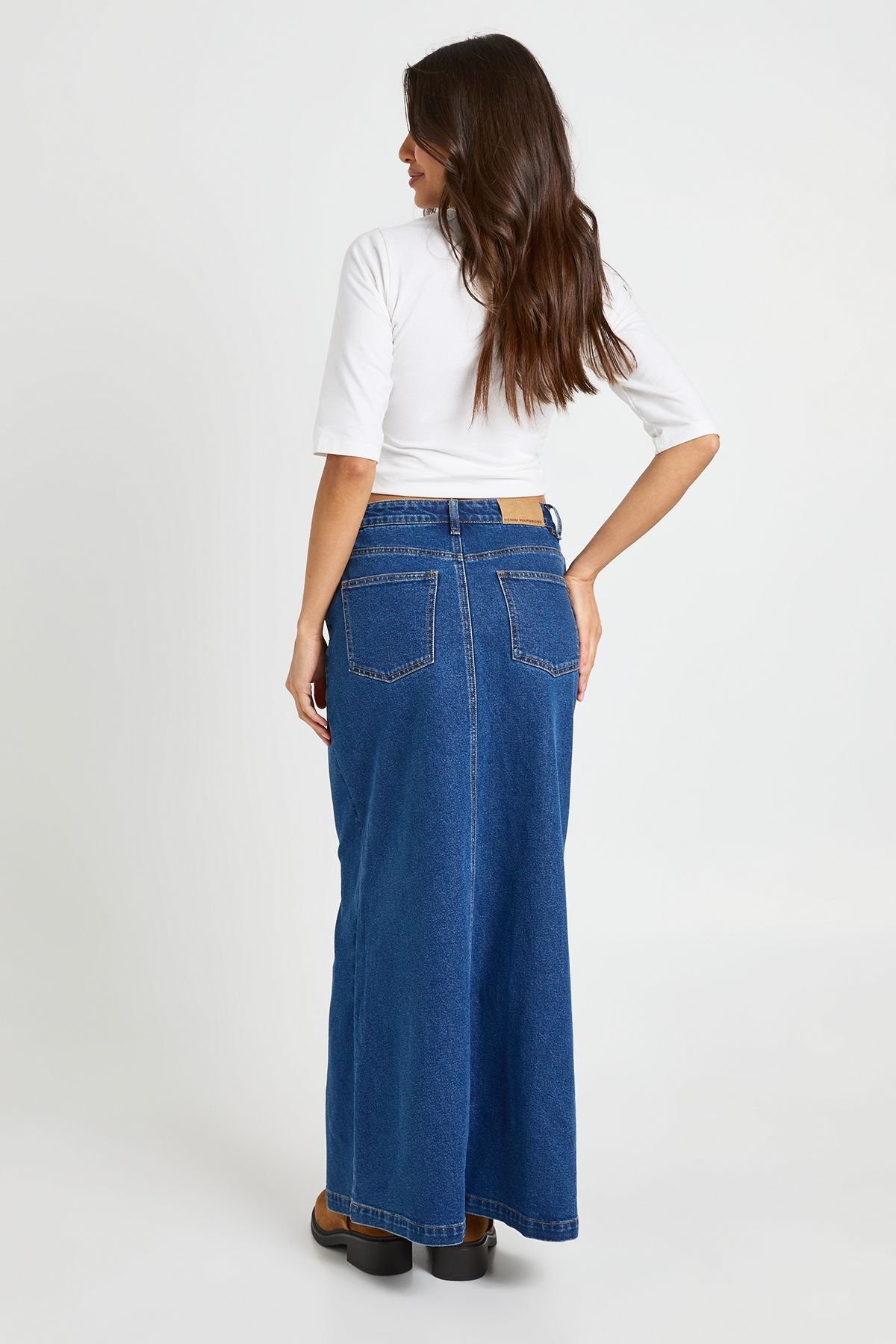 Jupe longue en denim à détails de coutures