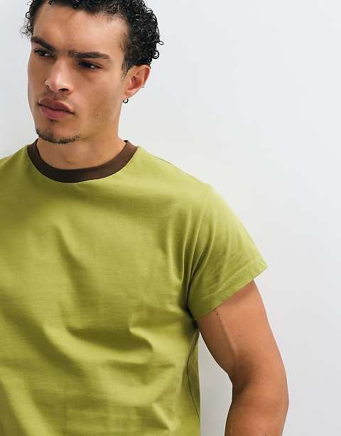 T-shirt avec col contrastant Olive