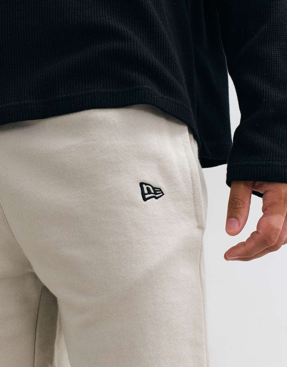NY Yankees mid-length jersey shorts in beige