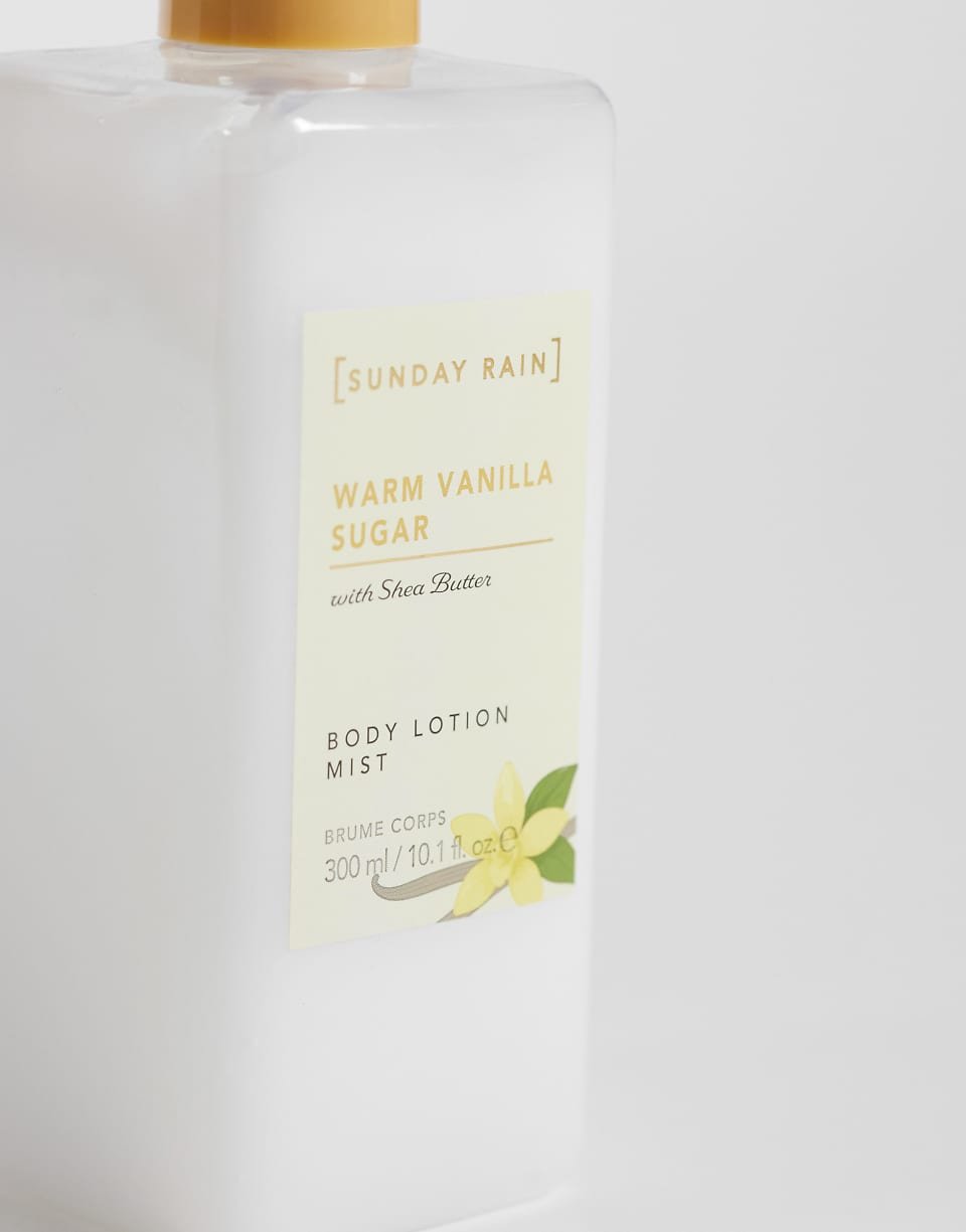 Warm Vanilla رذاذ للجسم - 300 مل