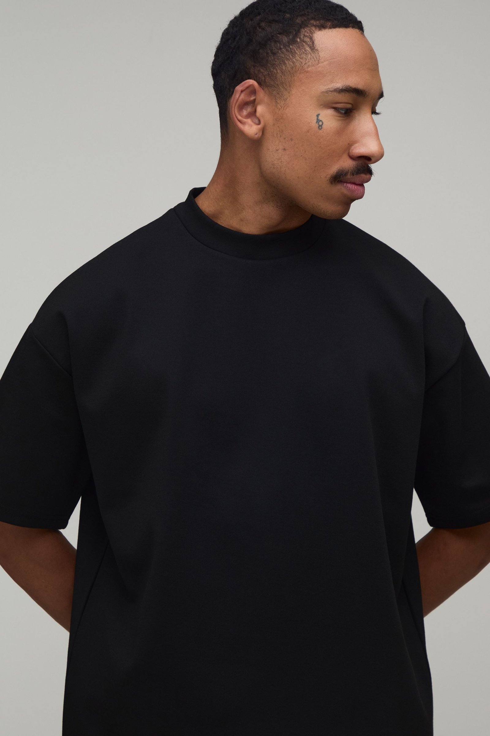 T-shirt oversize premium ghlid bzzaf