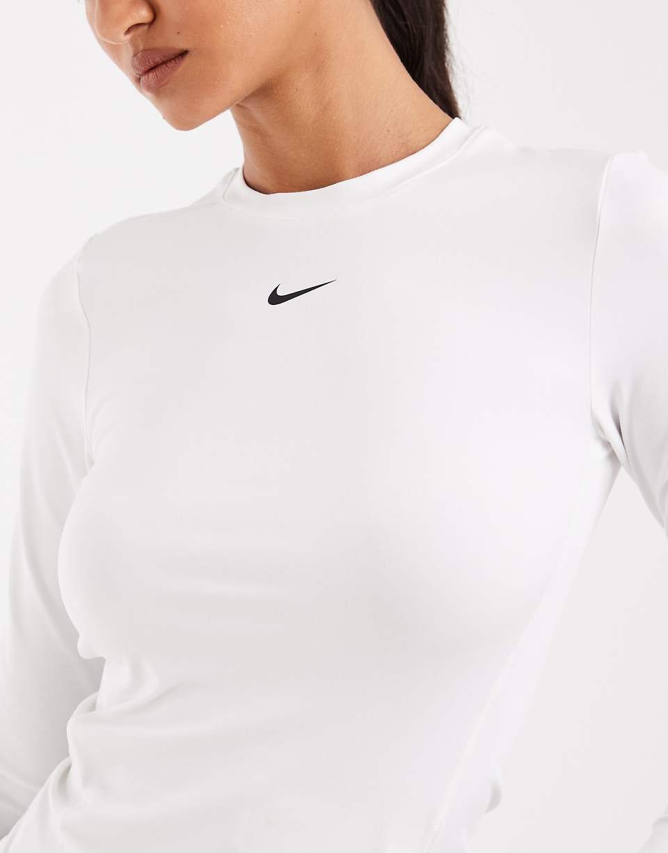 One - توب ضيق بأكمام طويلة من قماش Dri-FIT - أبيض