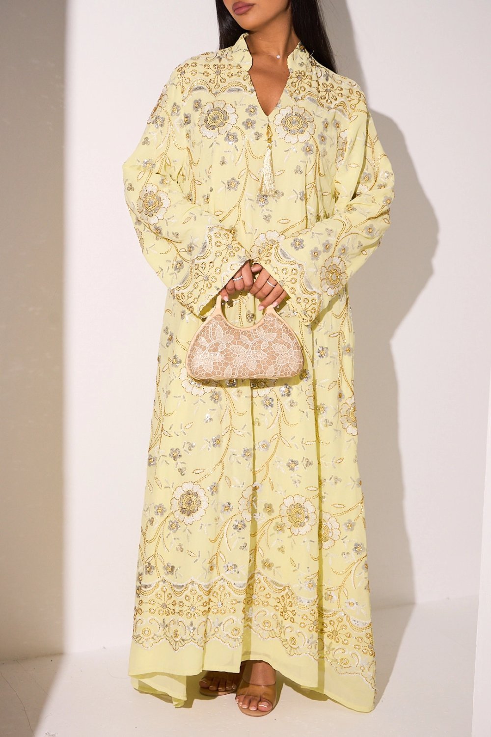 Abaya à perles dorées et sequins jaune
