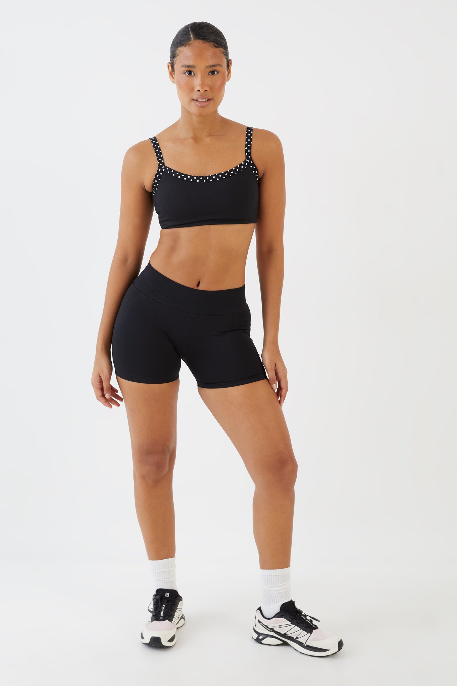Short sport bla coutures effet push-up