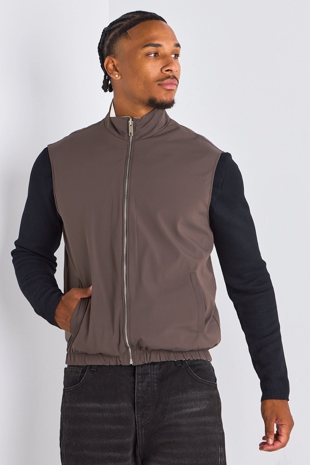 Brown reversible sleeveless jacket