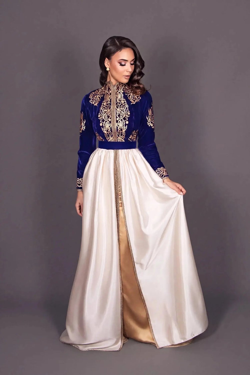 Royal blue velvet takchita with mandarin collar
