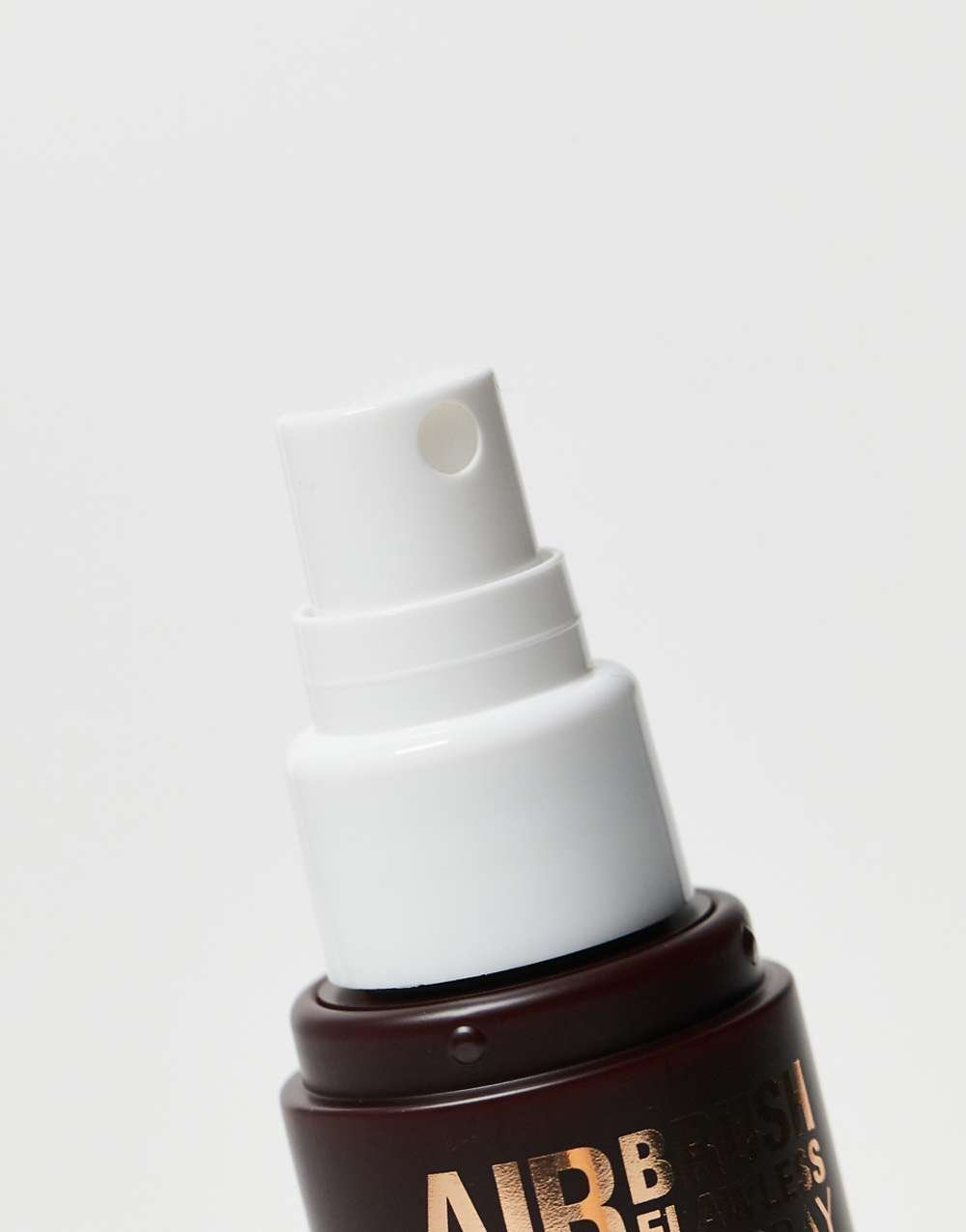 Lightweight matte setting spray, travel size - 34 ml