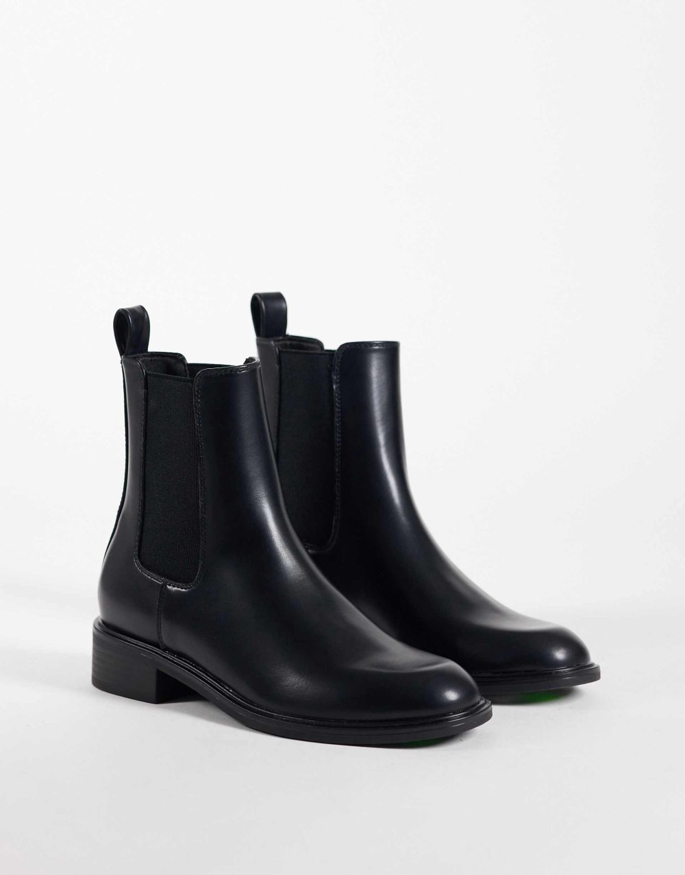 Bottines Chelsea habillées plates noires