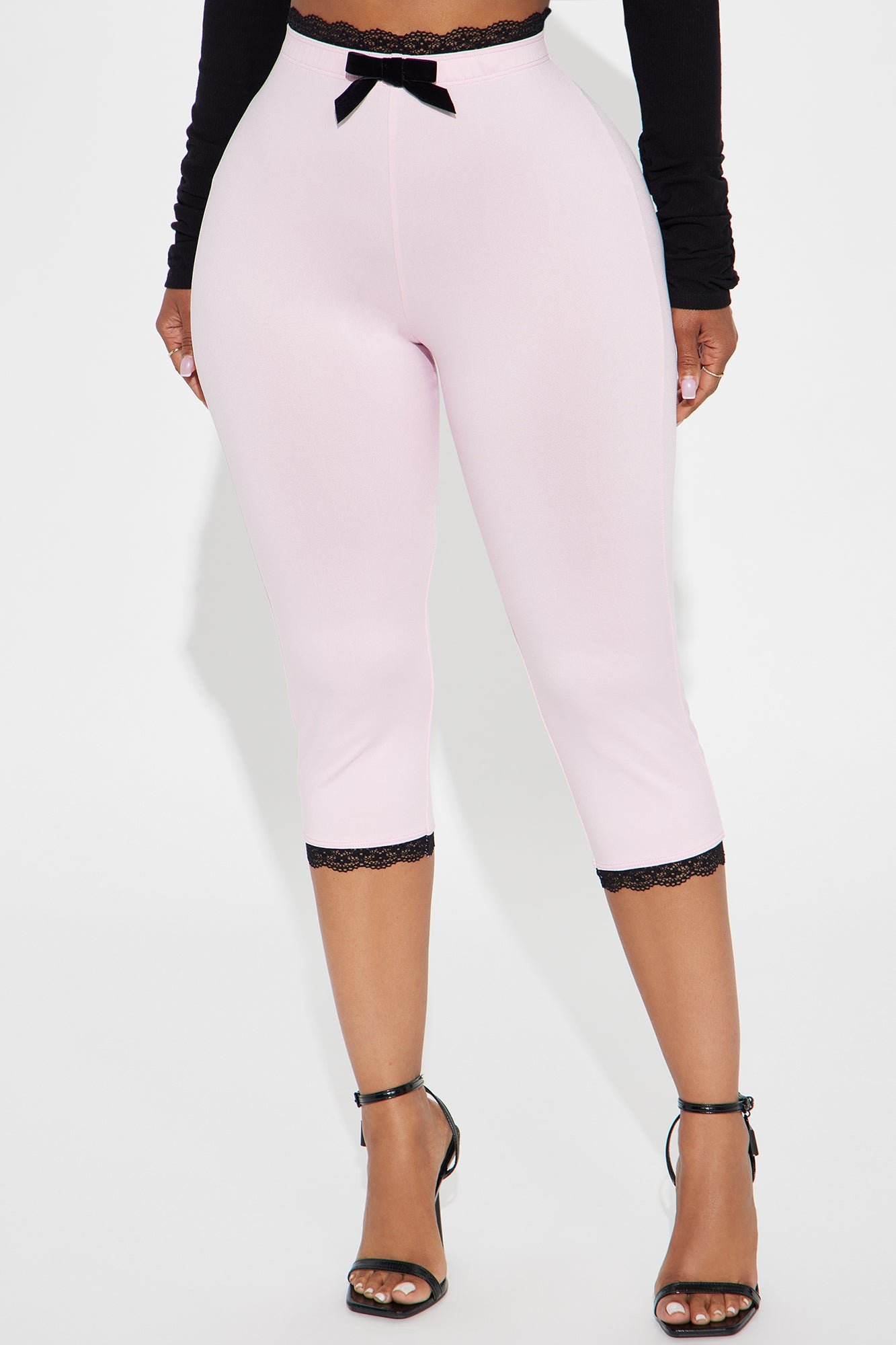 Plain lace trim capri leggings