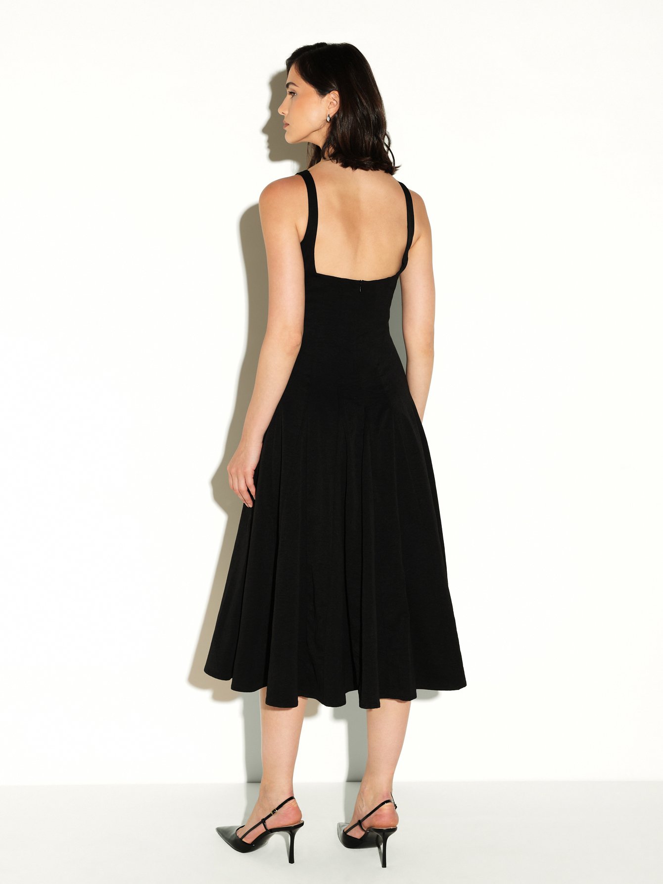Fitted sleeveless midi dress - Black
