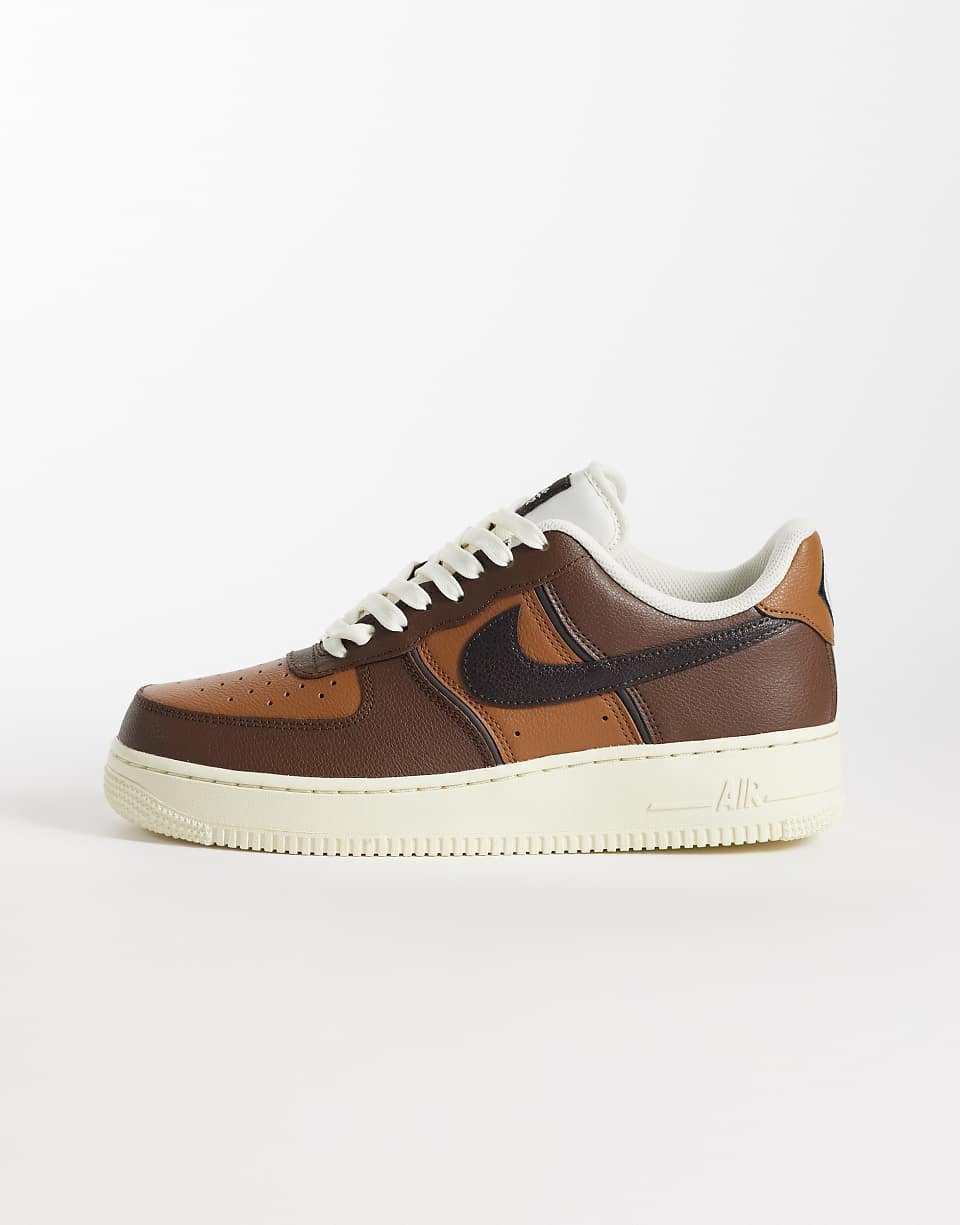 Air Force 1 LV8 trainers in brown
