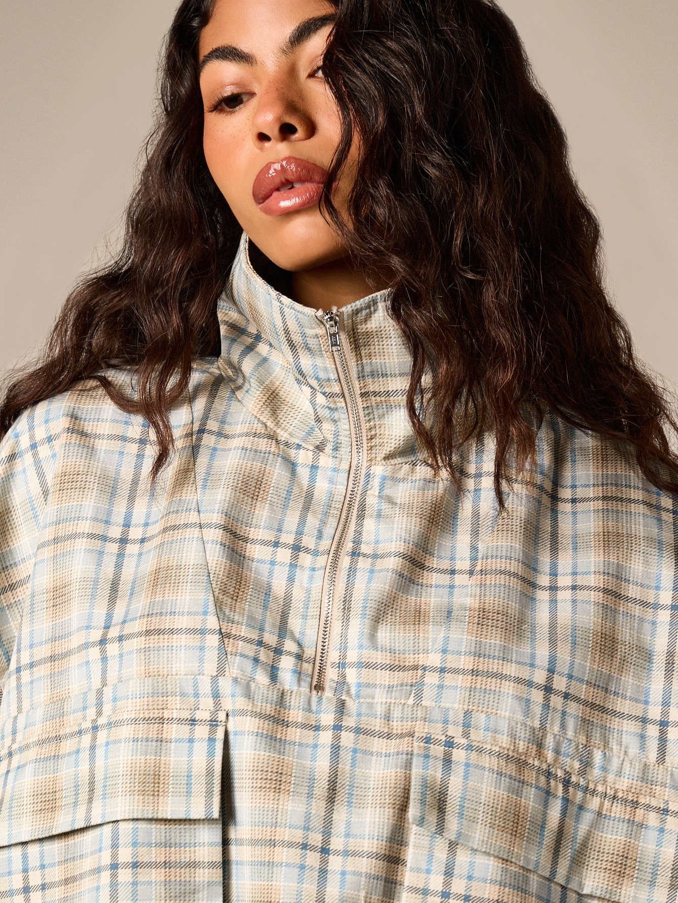Veste oversize à carreaux et col cheminée