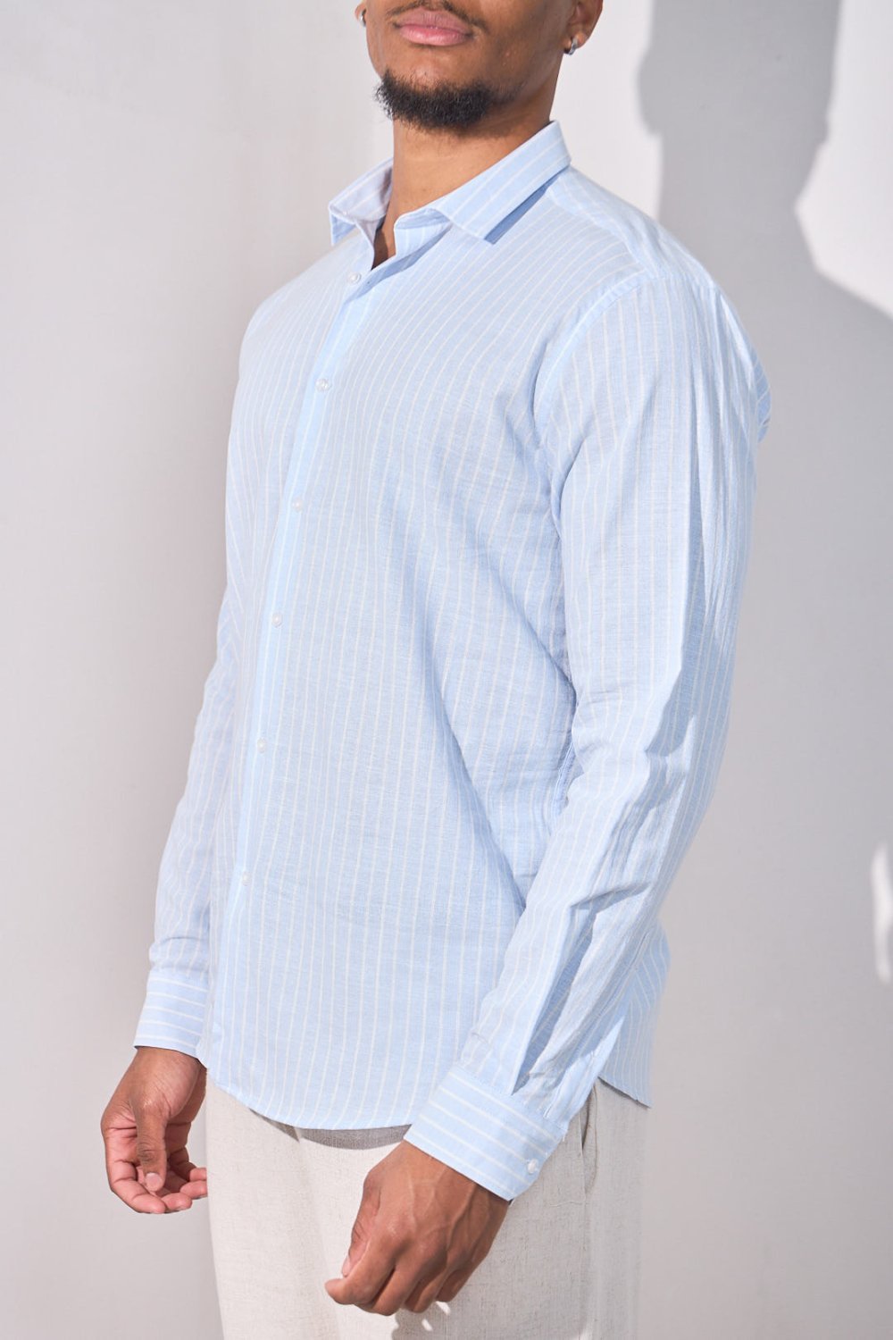 Chemise mkhatta b kmam twal zer9a