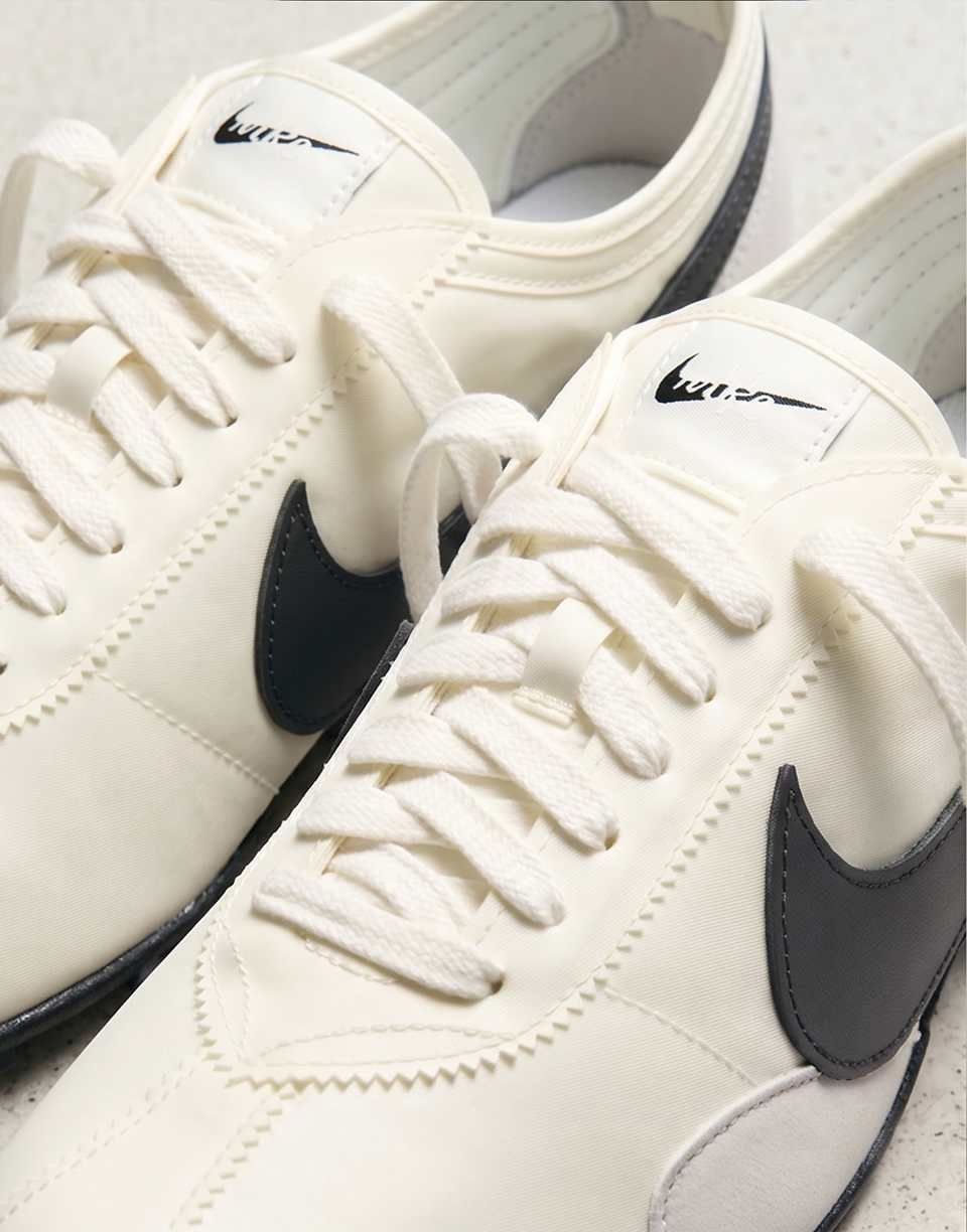 Moon Shoe trainers in cream and black