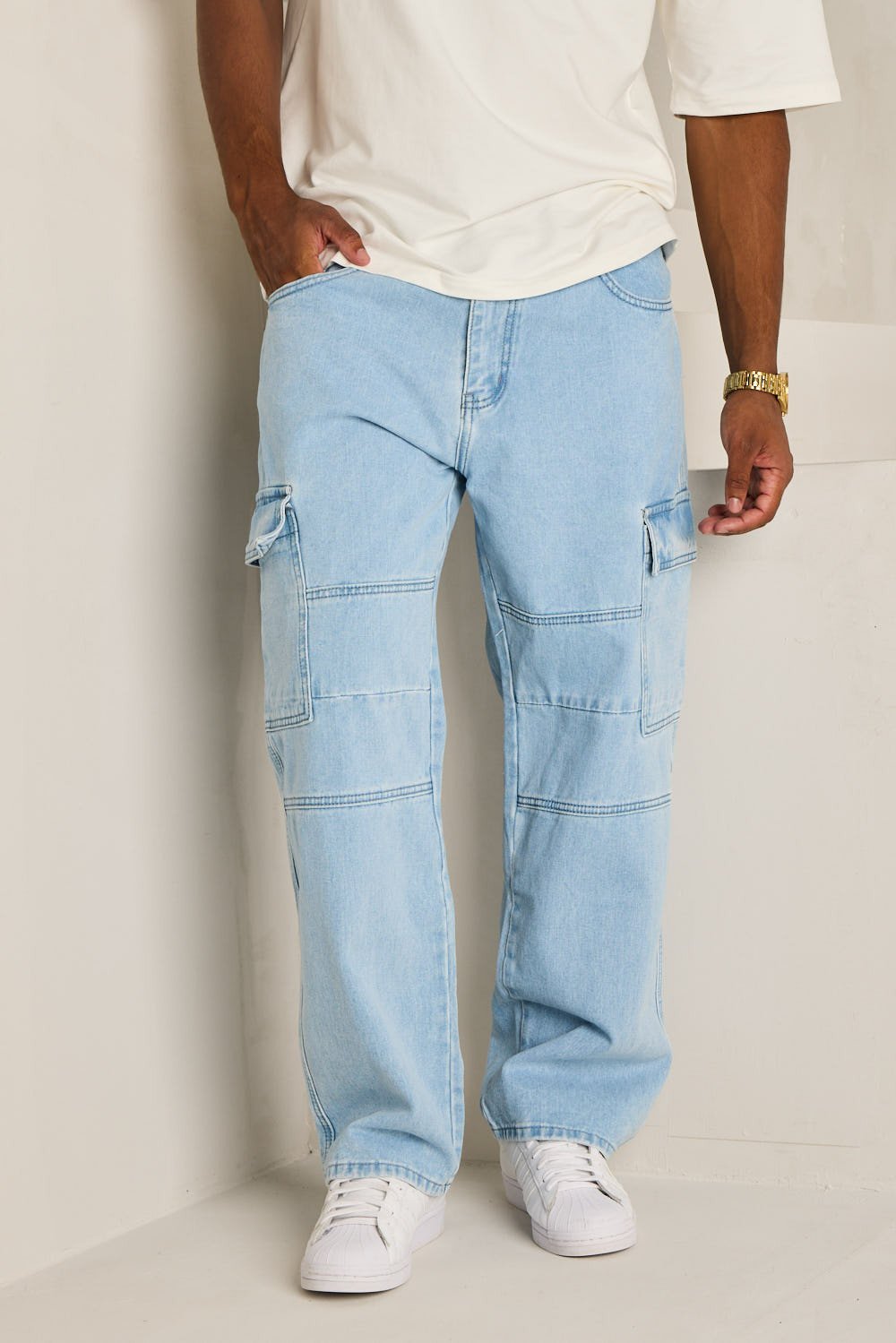 Jean large à poches cargo bleu clair