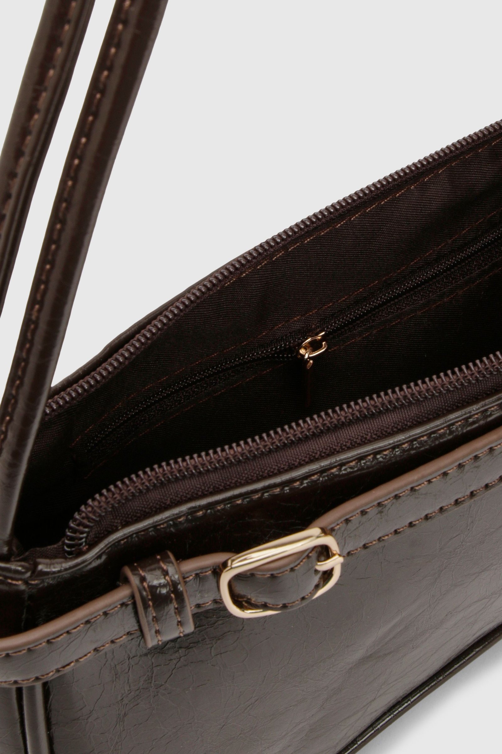 Sac dial lktef b jouj yeddin w boucles