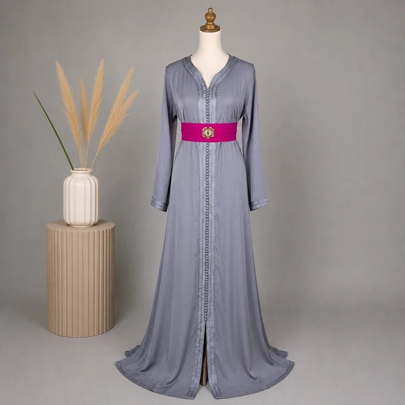 Caftan en crêpe gris doublé fuchsia
