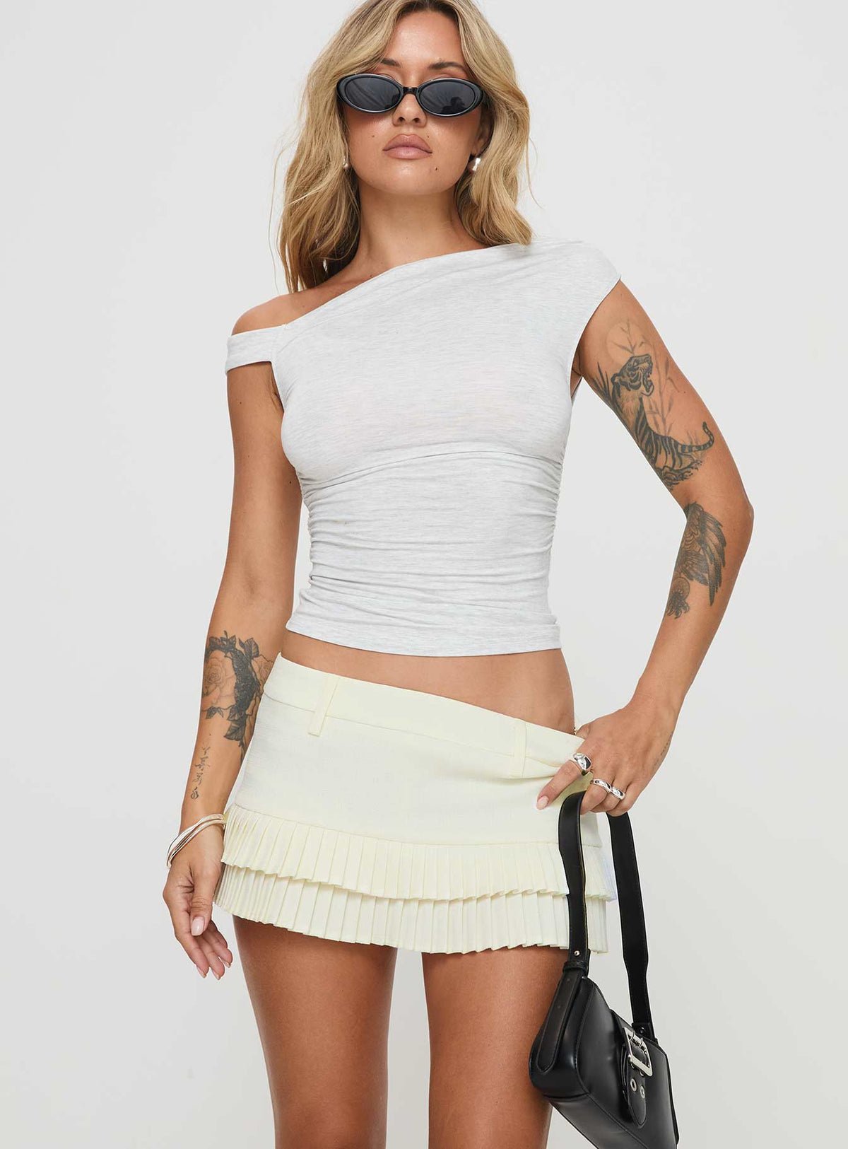 Low-waist double ruffle mini skort