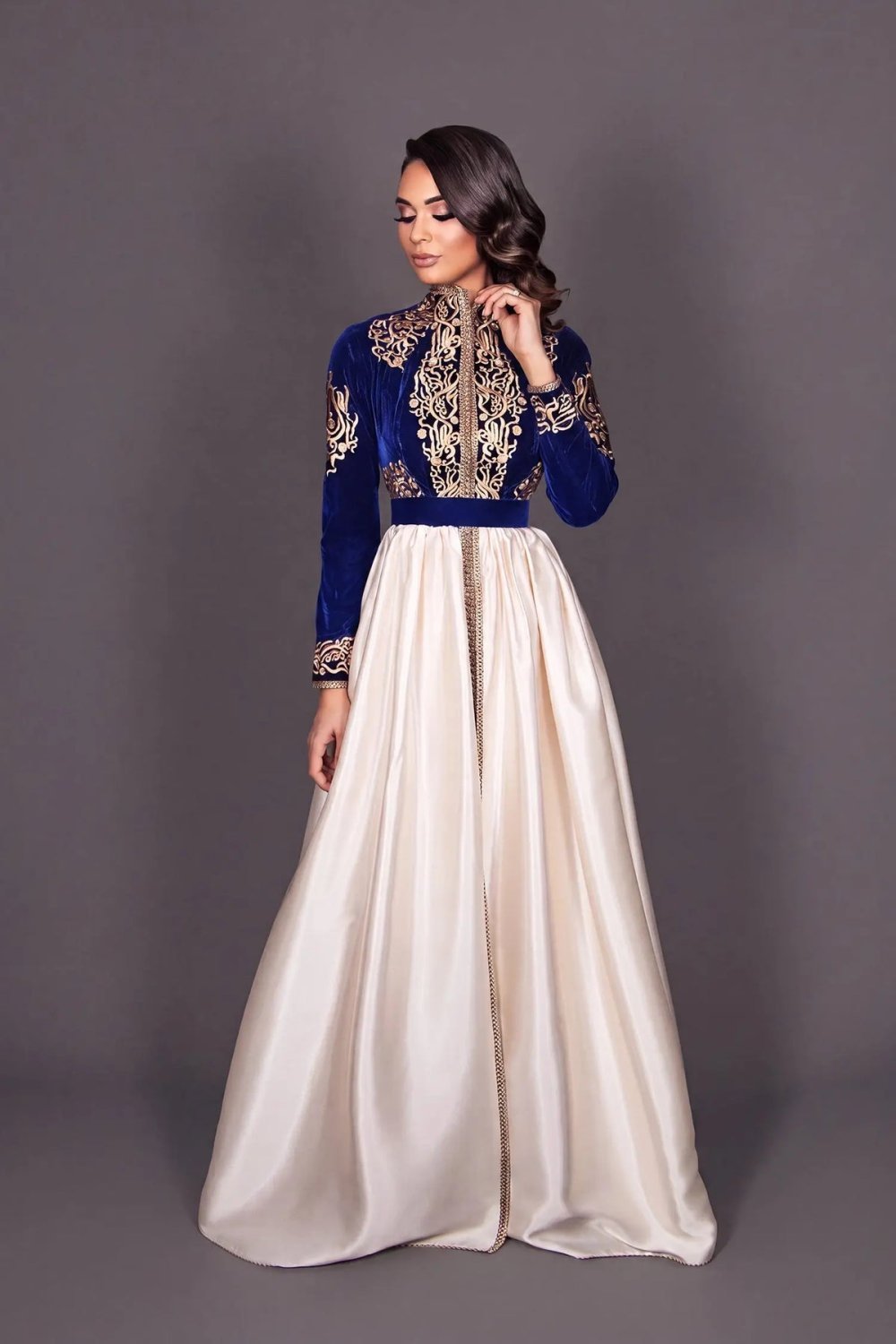 Royal blue velvet takchita with mandarin collar