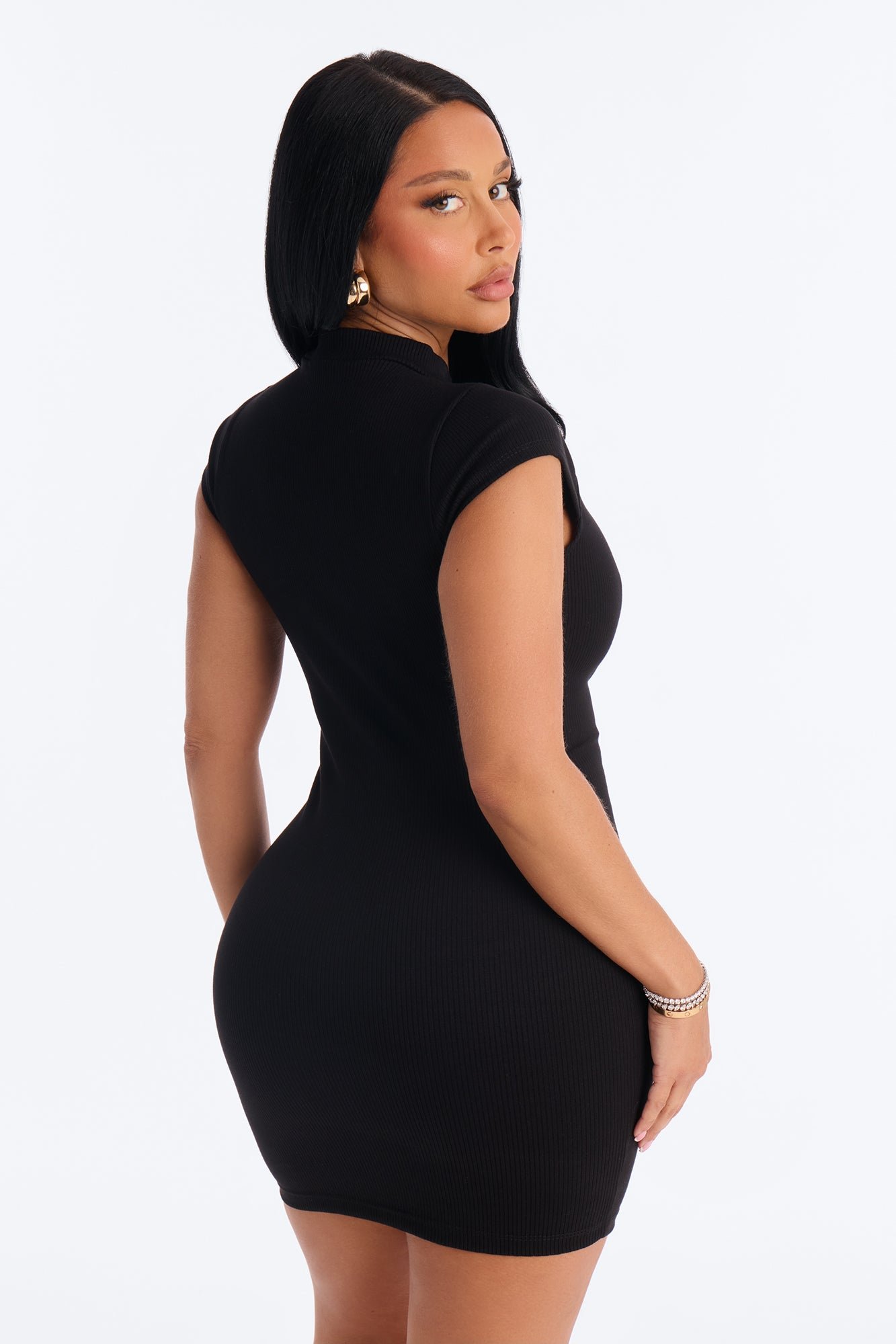 Robe Courte Gainante Côtelée Zippée