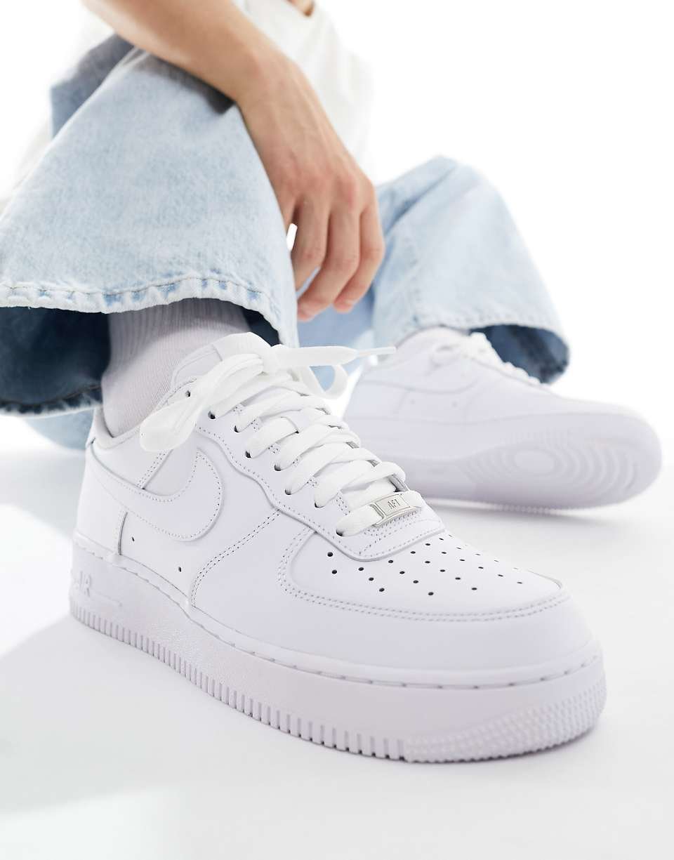 Air Force 1 '07 trainers in triple white