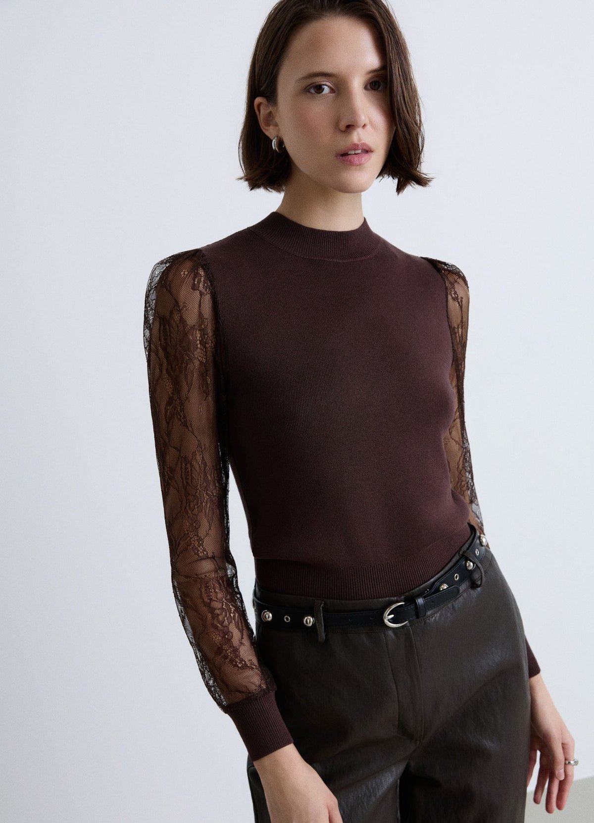 Top with long lace sleeves