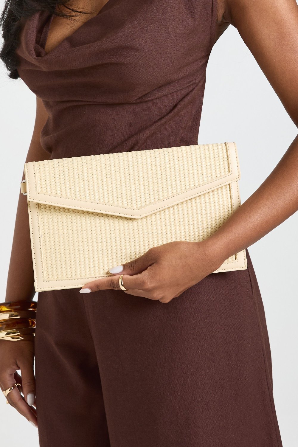 Two-tone raffia clutch bag