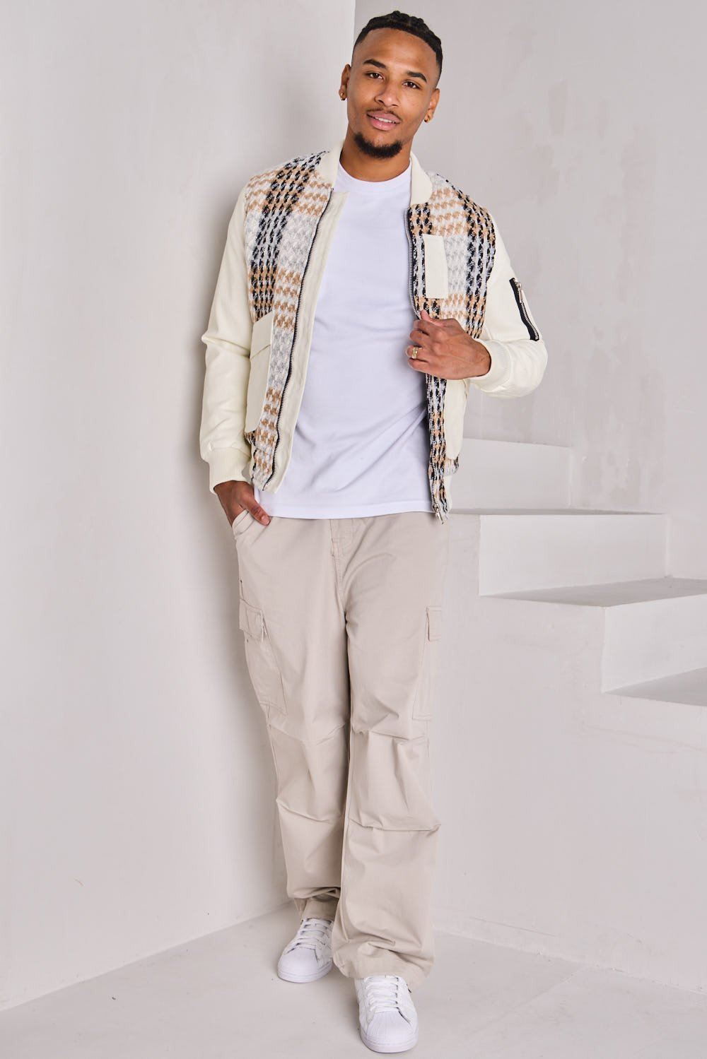 Beige woven-pattern jacket with faux leather