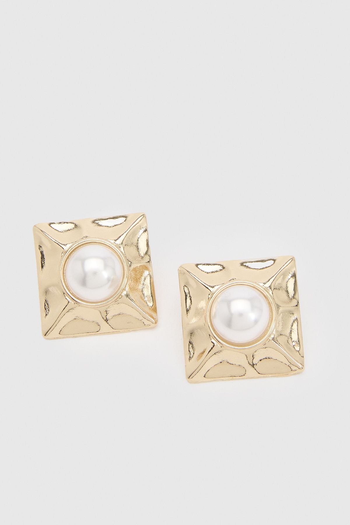 Boucles d'oreilles carrées à perle