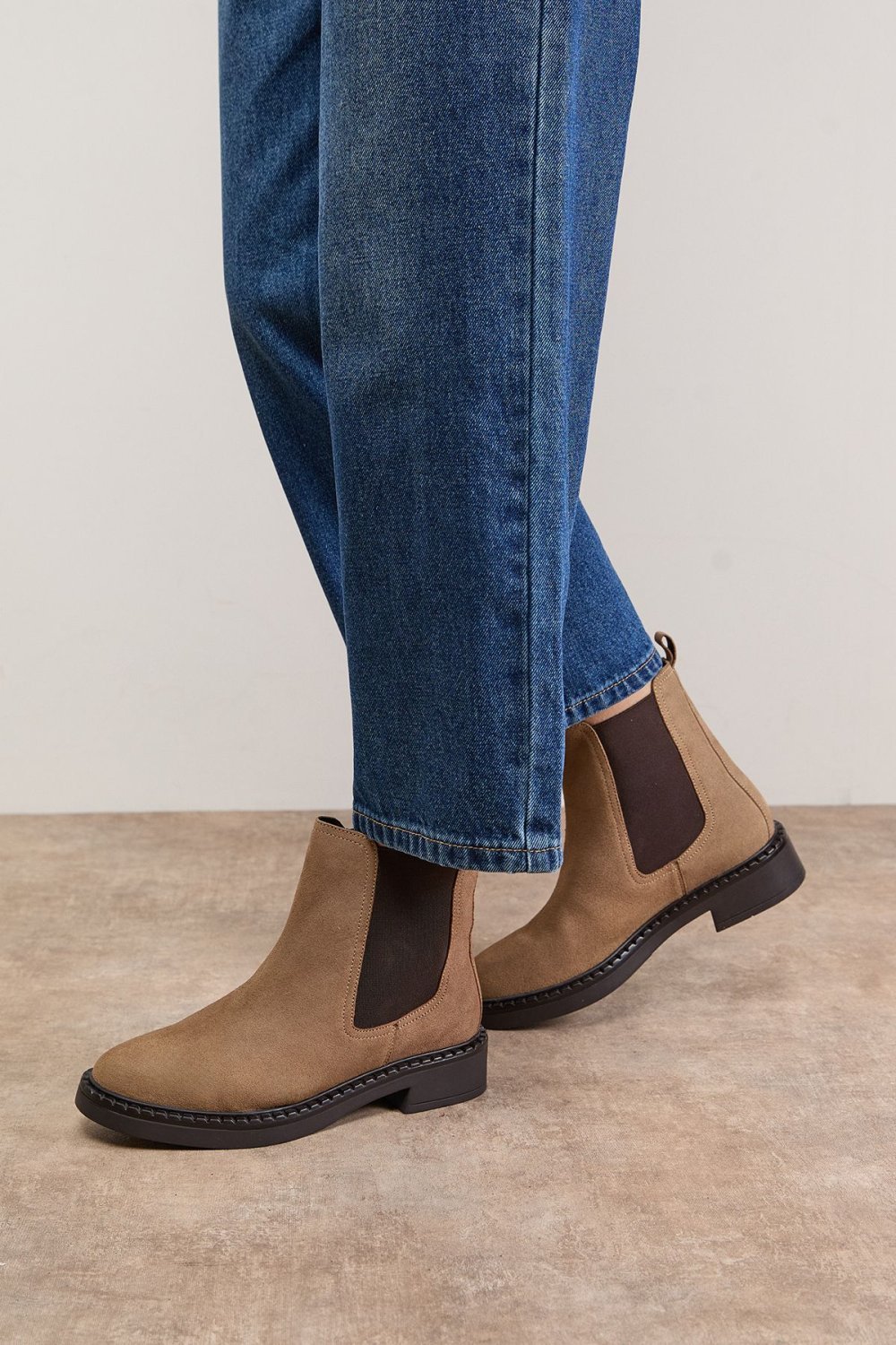Chunky real suede Chelsea boots
