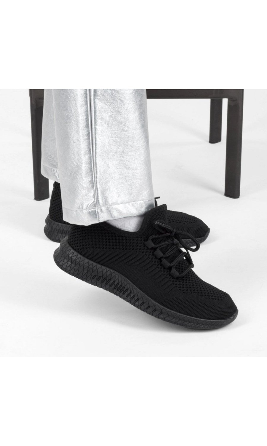 Baskets en maille ajourée à enfiler noires