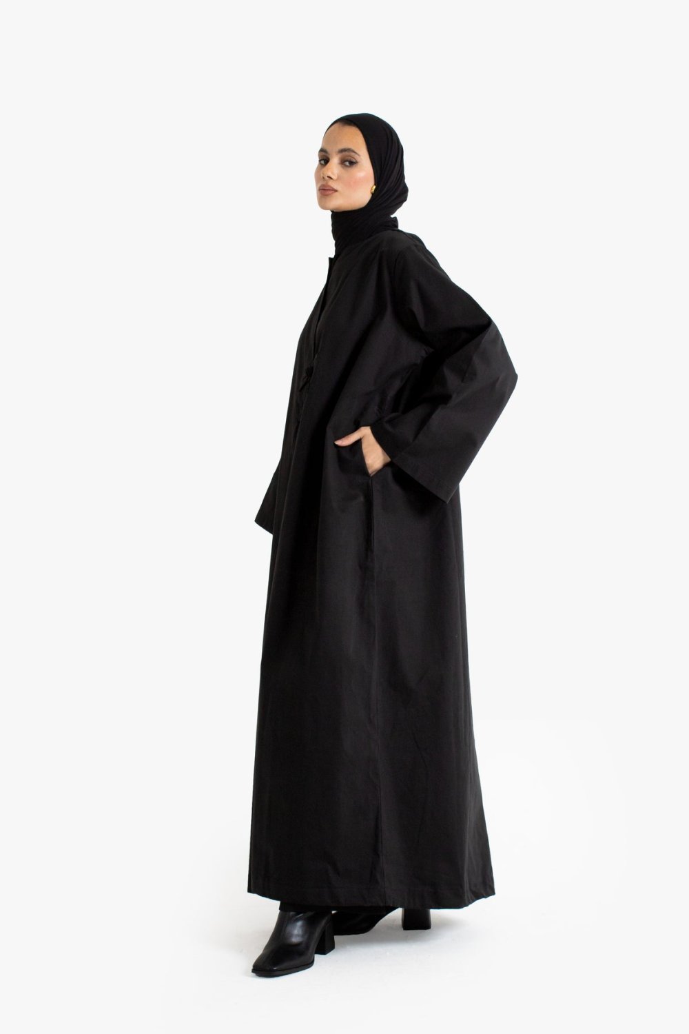 Abaya ouverte à brandebourgs en coton - Noir