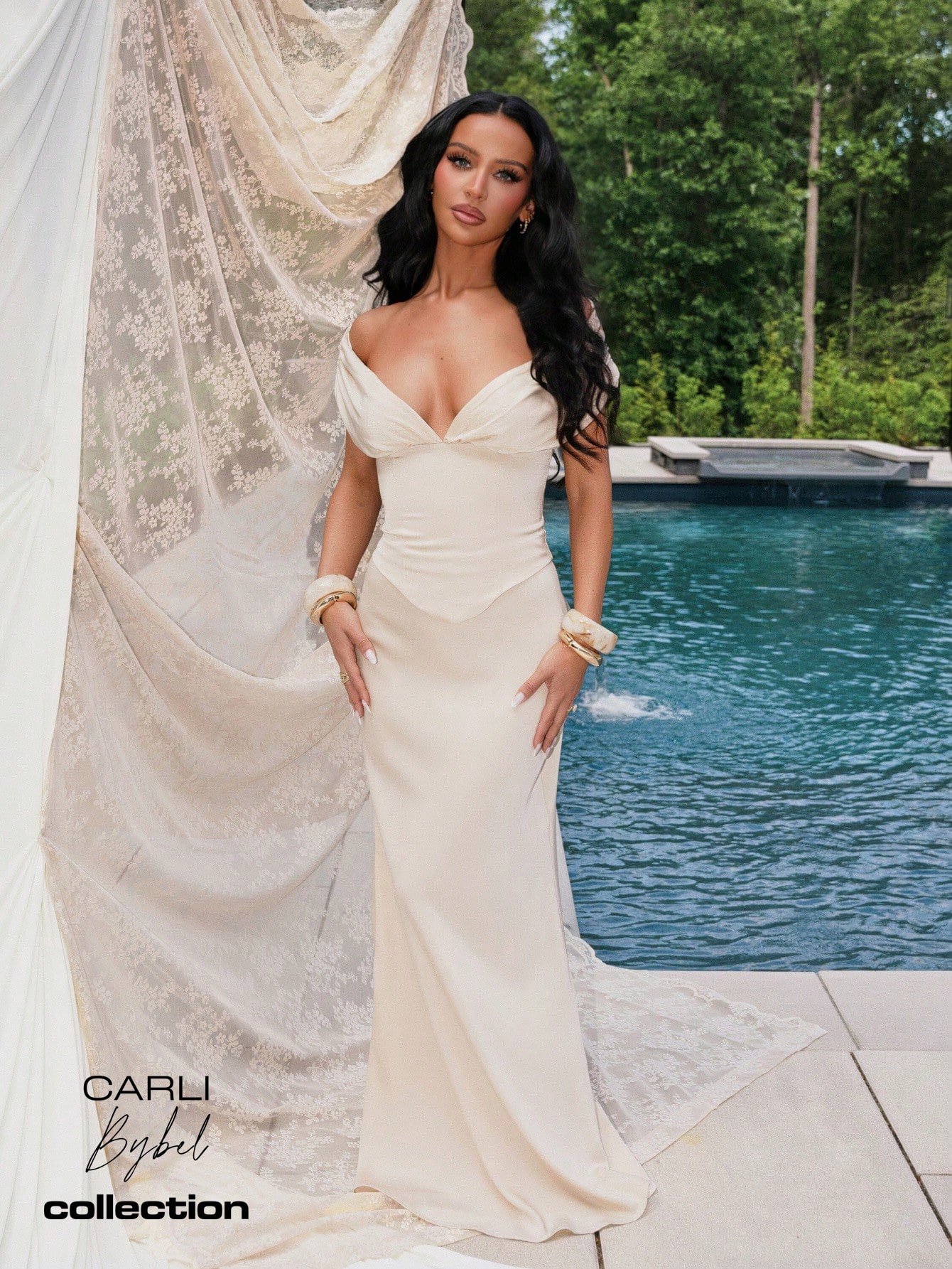 Flared hem satin maxi skirt