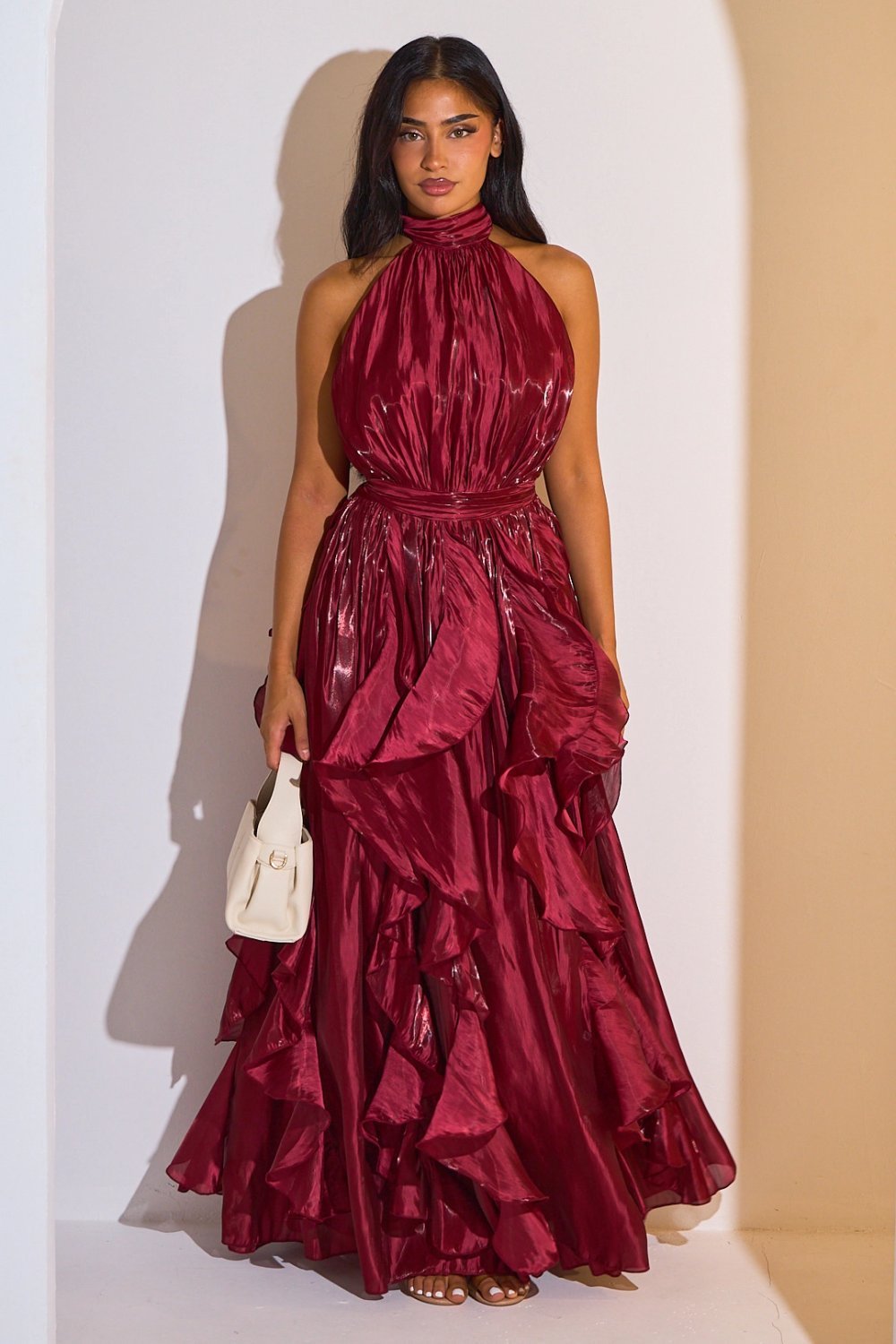 Robe twila satinée b col montant w volants bordeaux