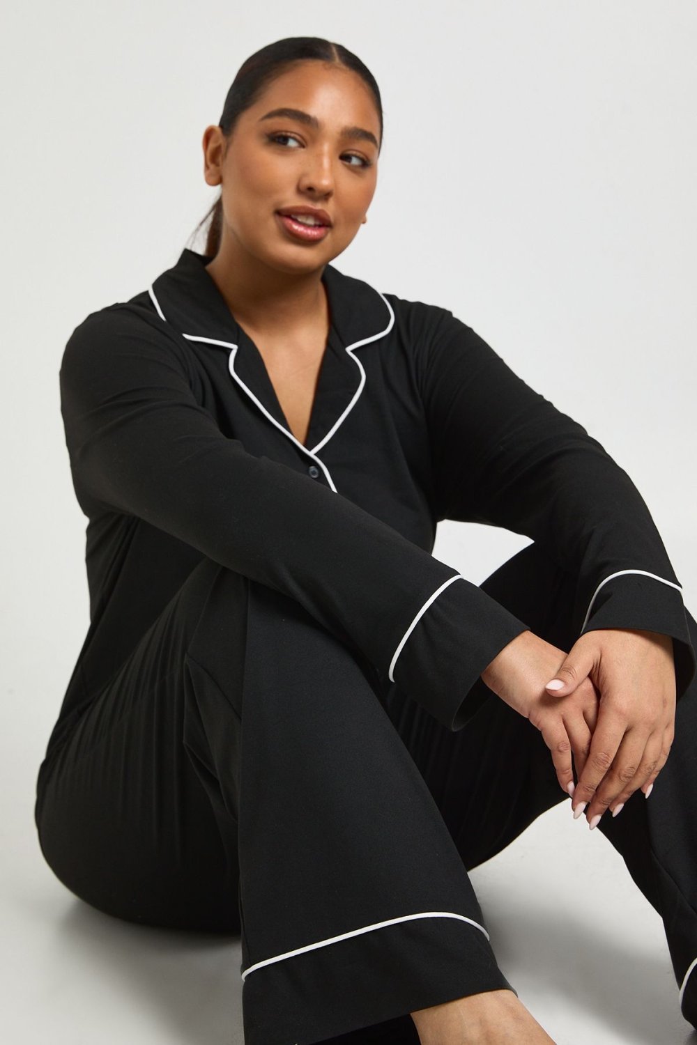 Pyjama chemise et pantalon à passepoil - Grande taille