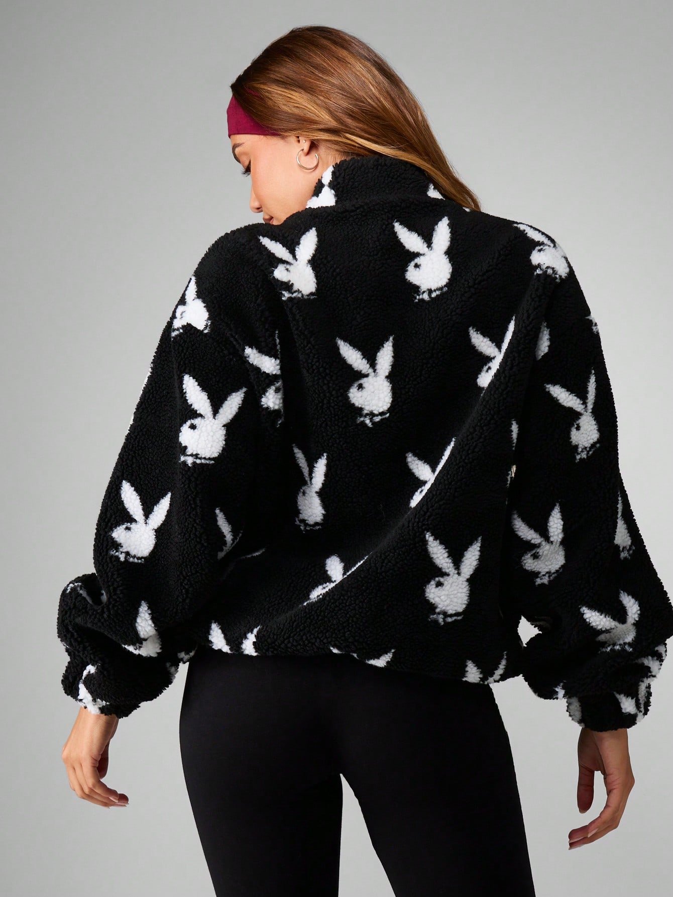 Oversize zip-up coat with rabbit print