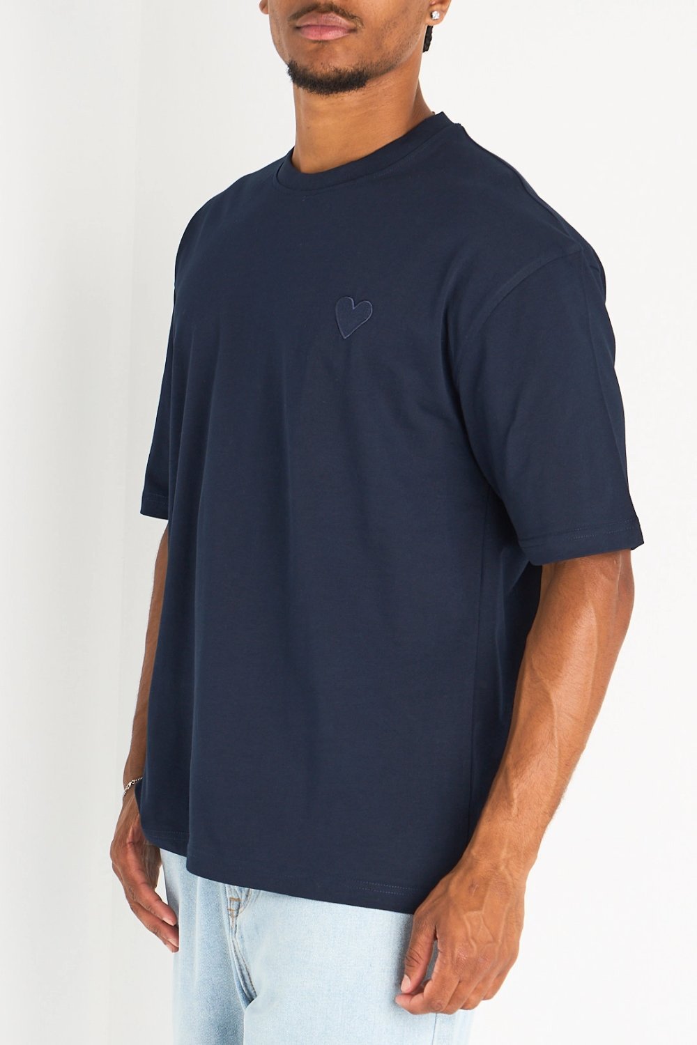 Navy t-shirt with heart print