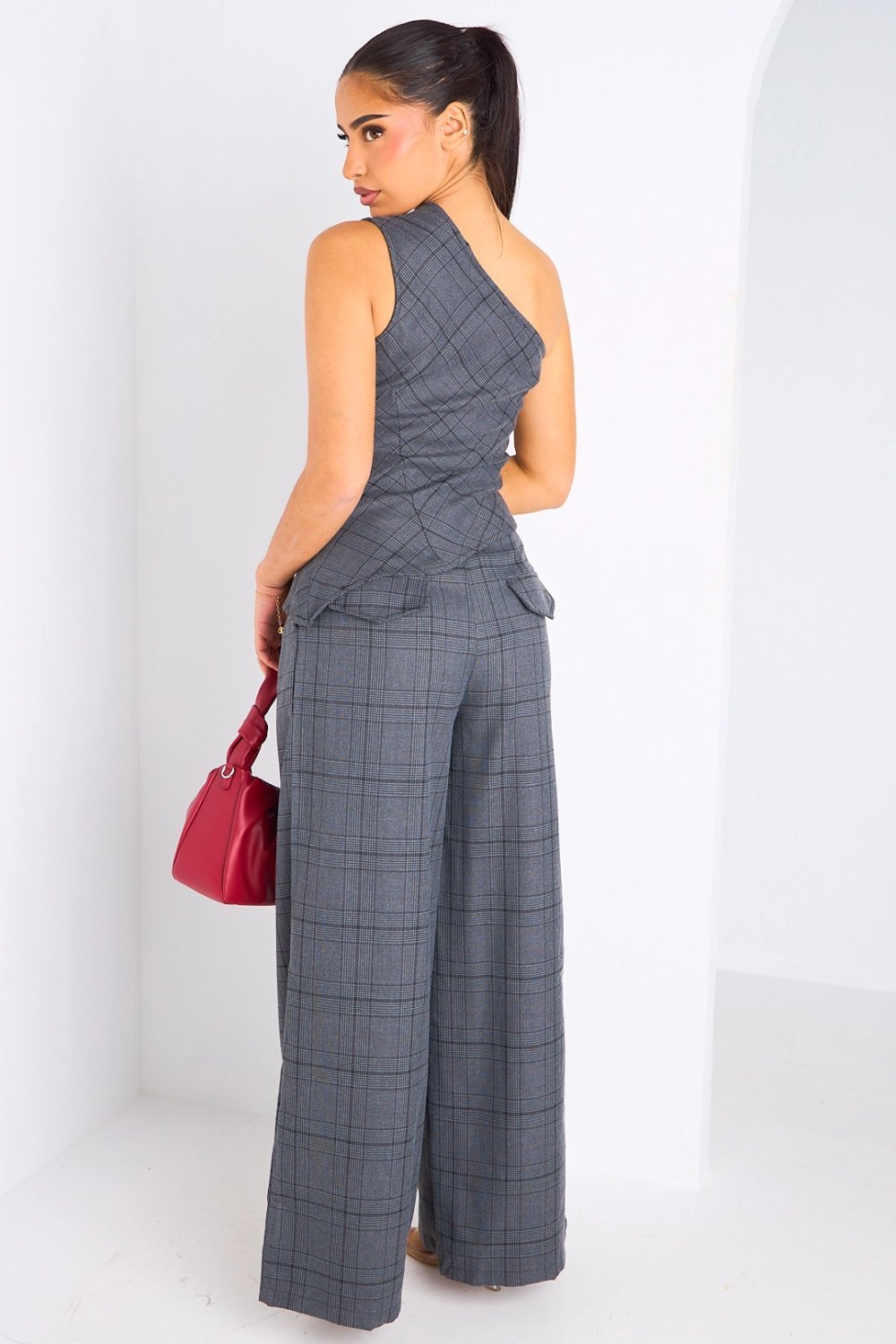 Ensemble top asymétrique à carreaux gris