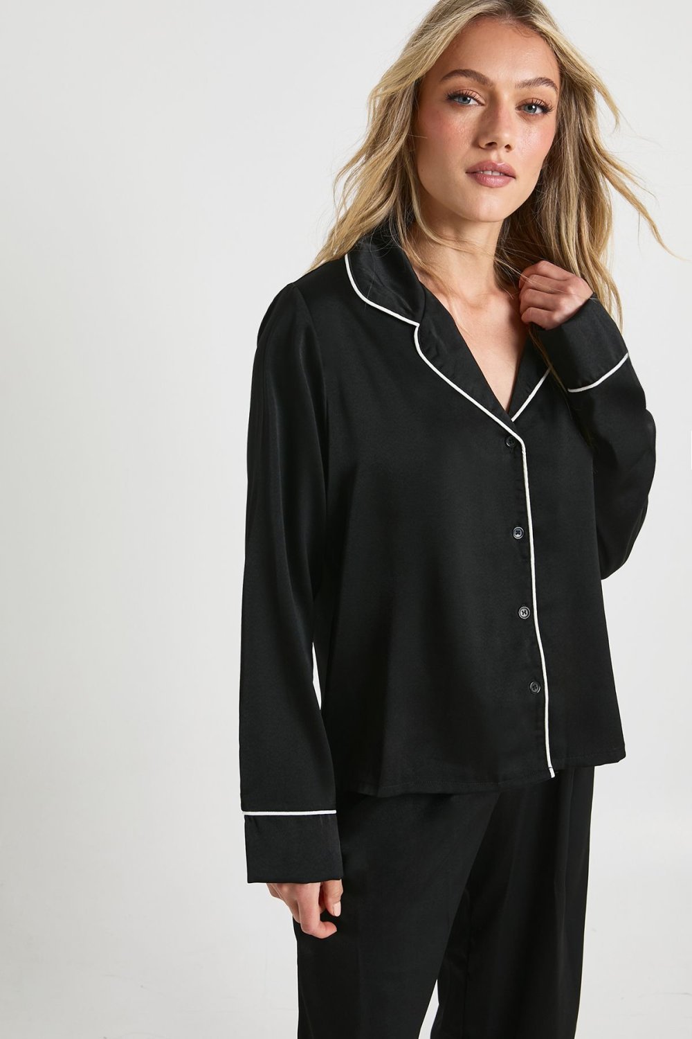 Black satin shirt and trouser pyjama set - Petite