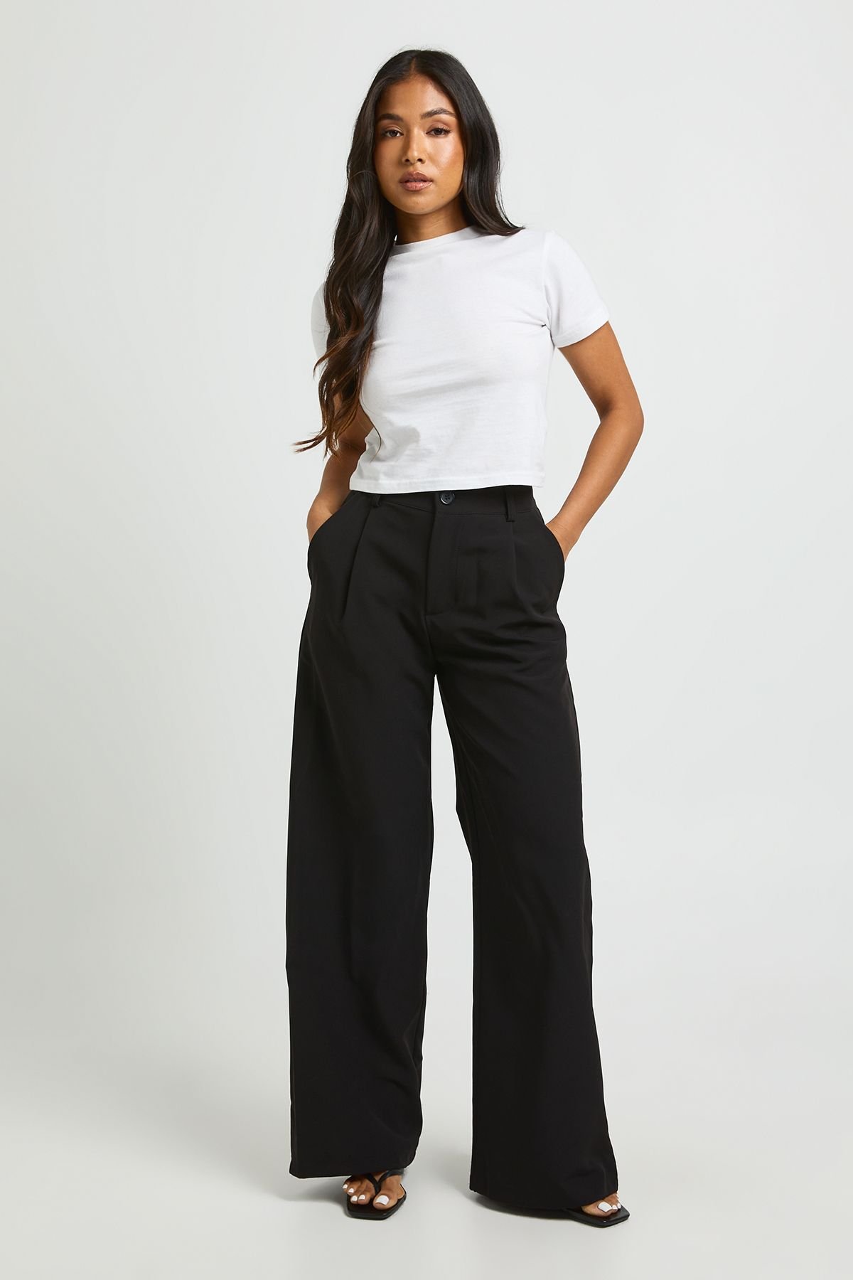 Wide leg tailored trousers - Petite