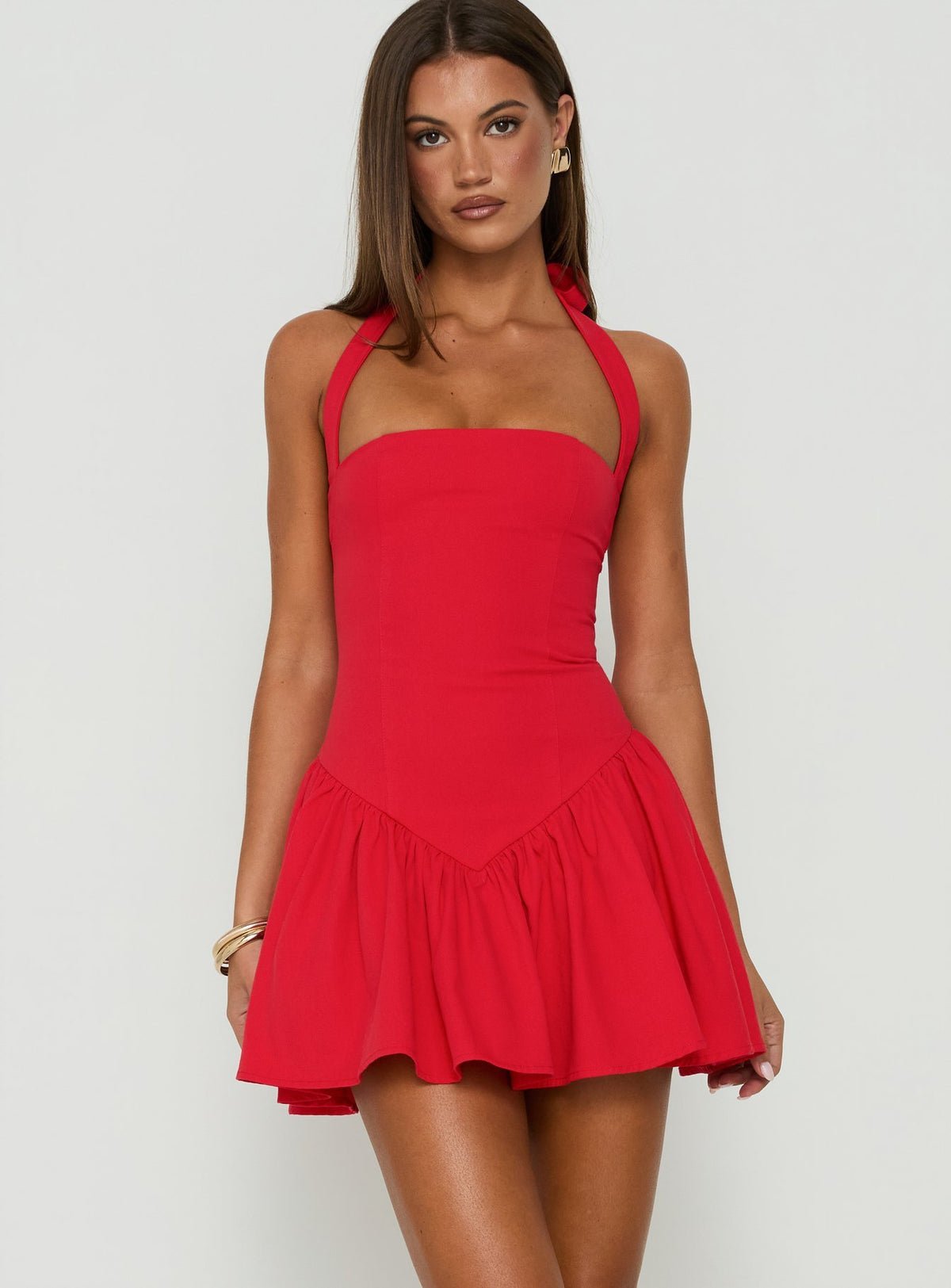 Robe courte évasée col licou plissée