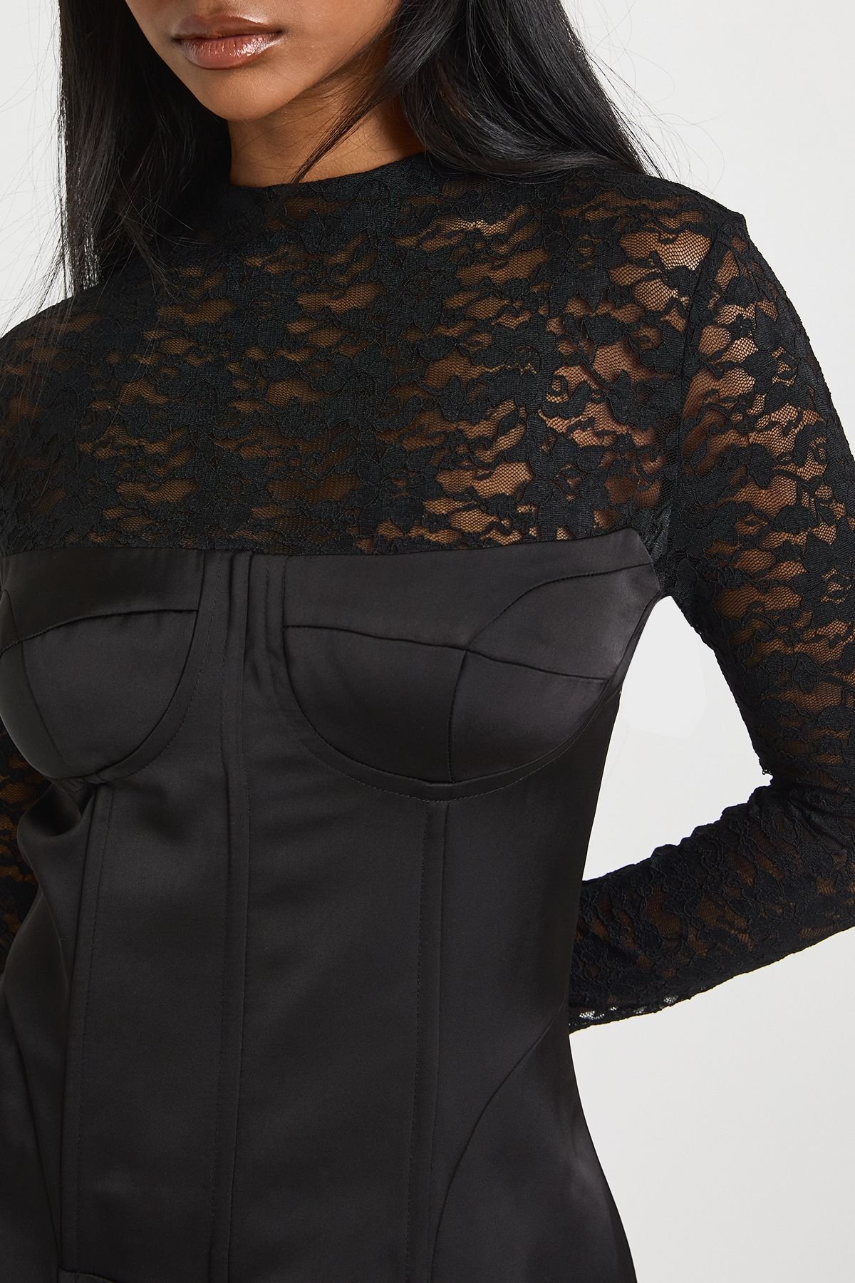 Robe Mini Corset en Dentelle à Col Haut