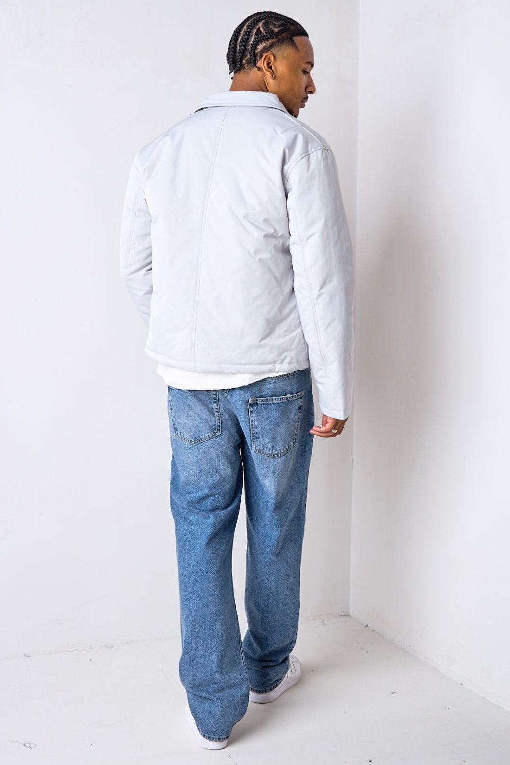 Manteau court léger à col chemise gris