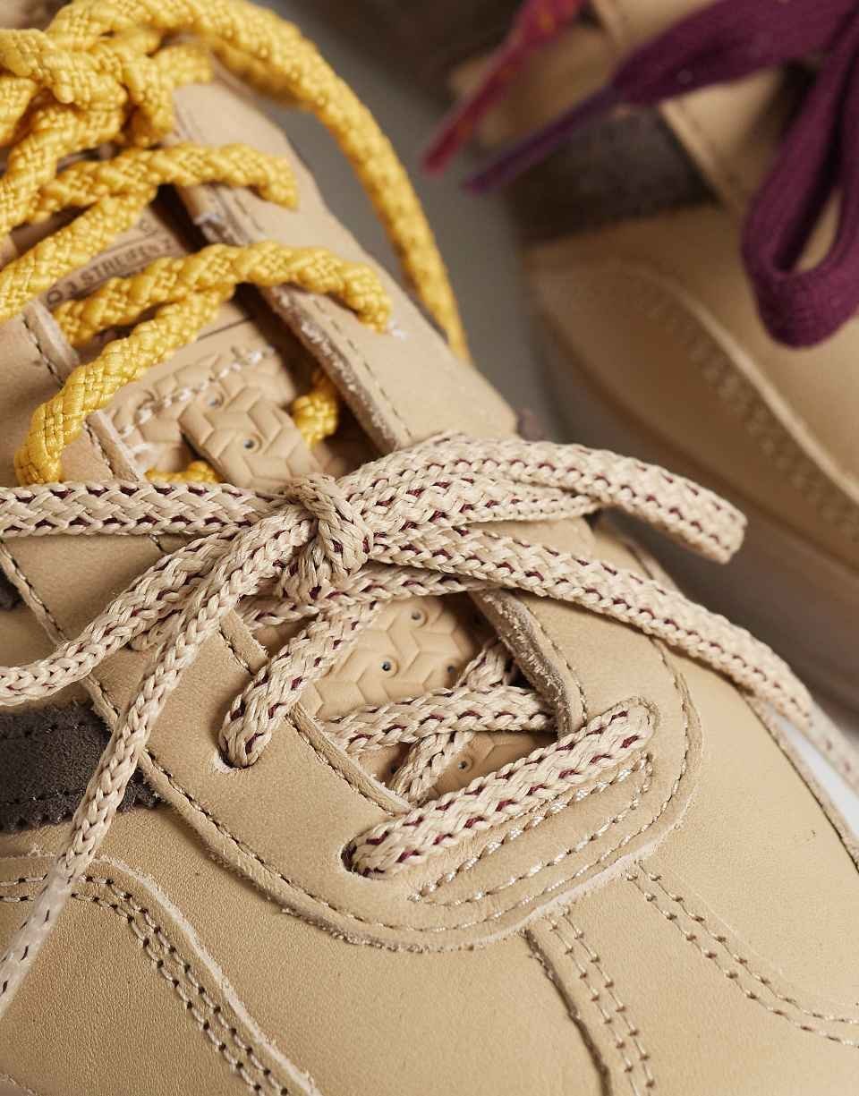 حذاء رياضي Gazelle باللون البيج