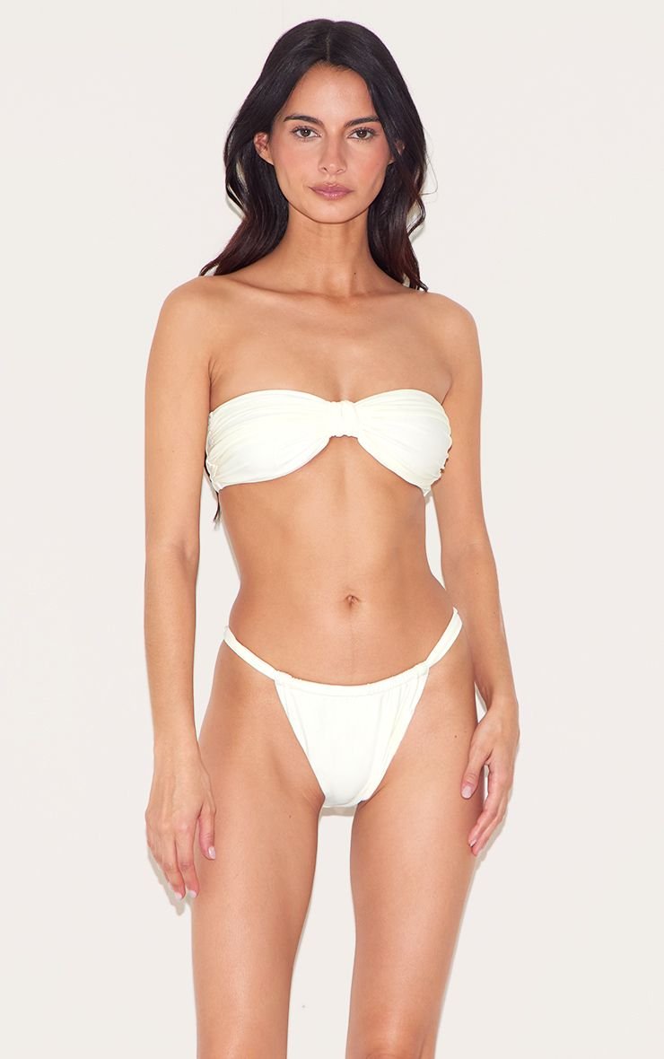 Haut de bikini bandeau noué devant