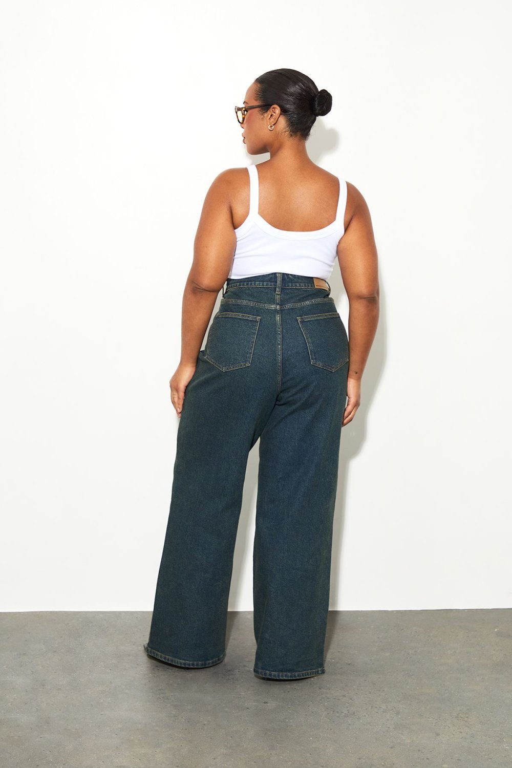 Dark blue high-waisted straight leg jeans - Plus size
