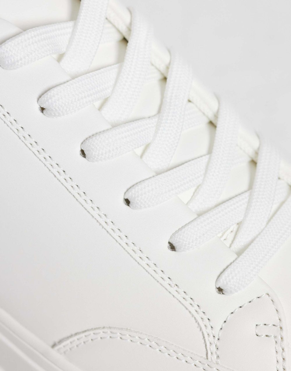 Baskets byed b les lacets w talon bleu marine